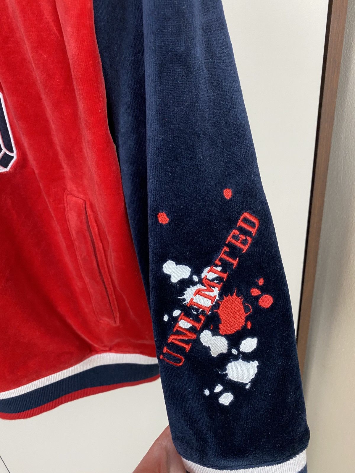 Ecko Unltd. Vintage Ecko Unlimited Y2K Velour Zip Jacket Olimp Rap Y2K Size US XL / EU 56 / 4 - 5 Thumbnail