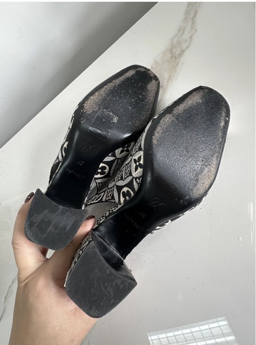 Louis Vuitton Authenticated✅ Louis Vuitton Black White Slingback Heels Size US 6 / IT 36 - 7 Thumbnail