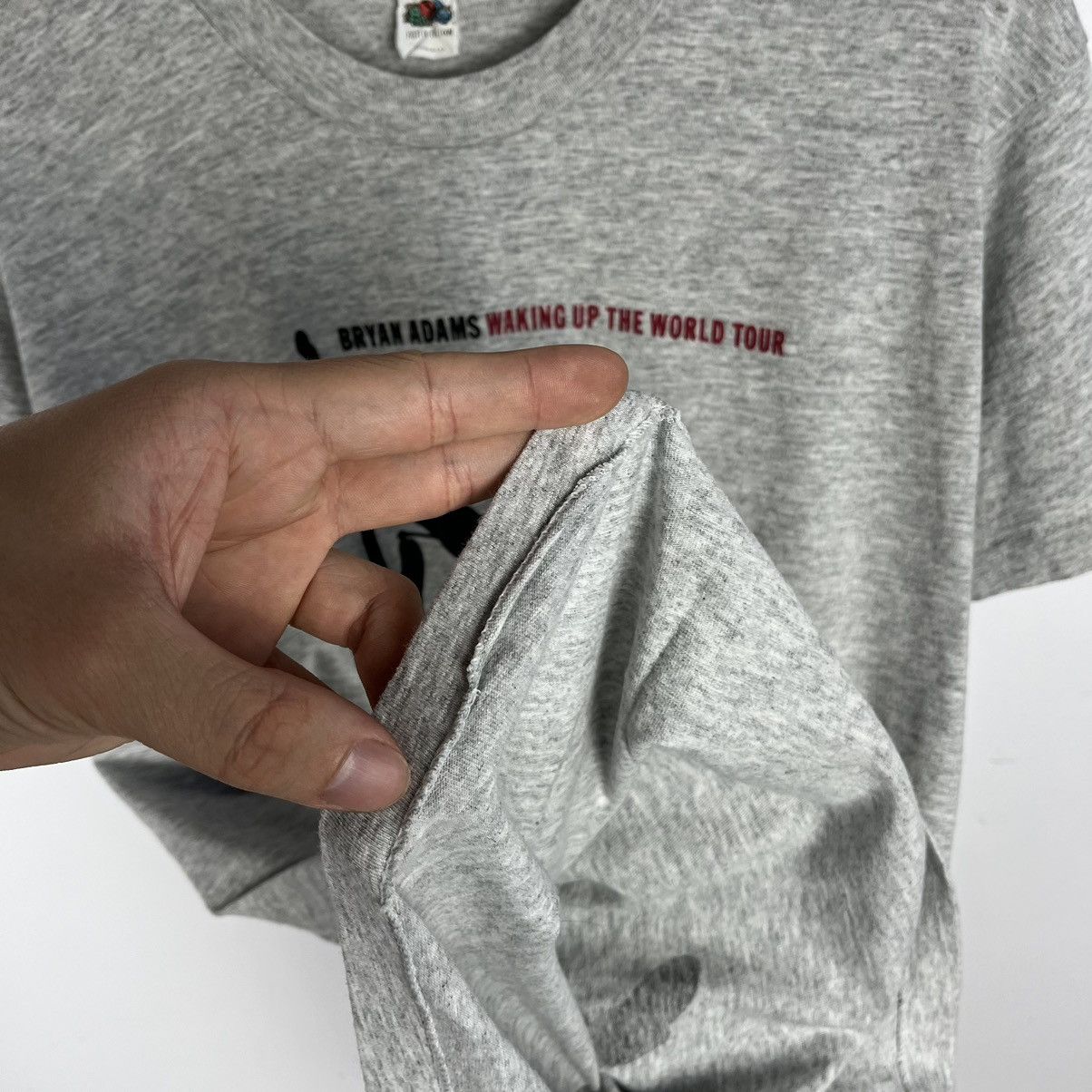 Band Tees Vintage Bryan Adams Waking Up the world tour band tee 1991 Size US L / EU 52-54 / 3 - 17 Thumbnail
