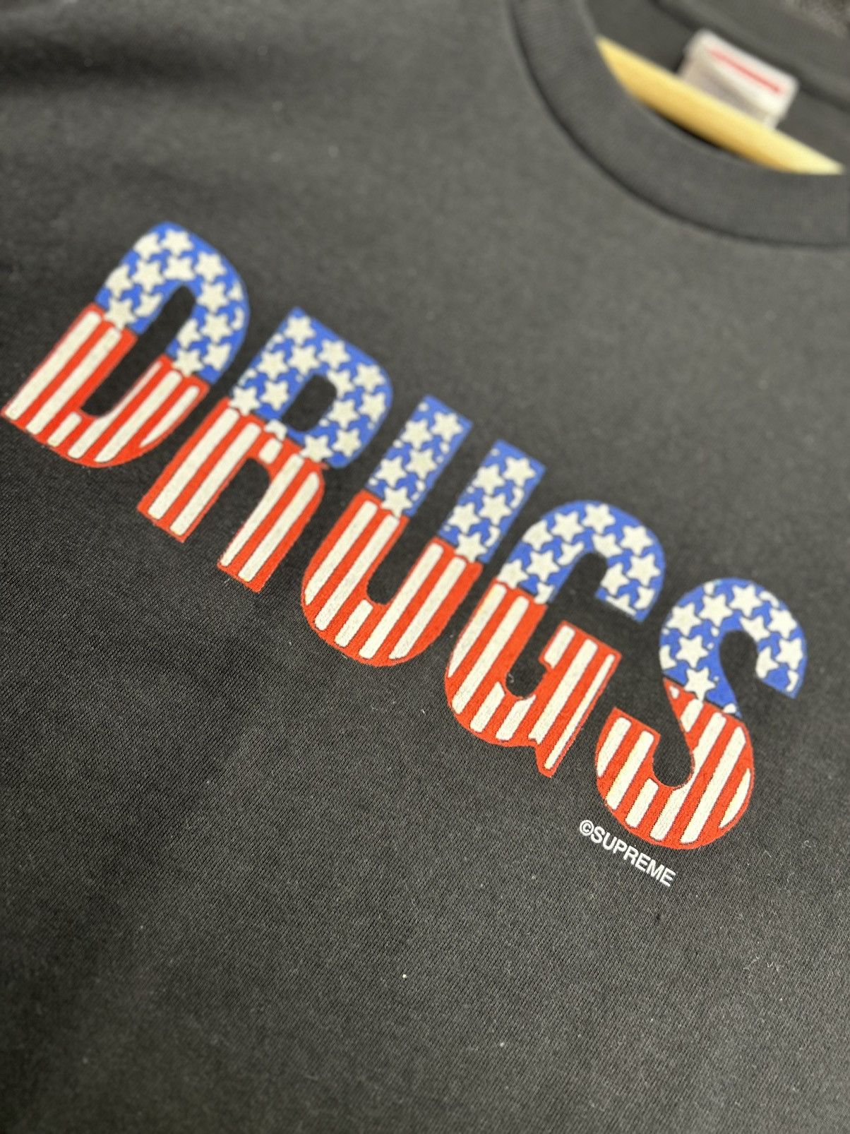 Supreme Supreme DRUGS T-shirt Size US XL / EU 56 / 4 - 3 Thumbnail