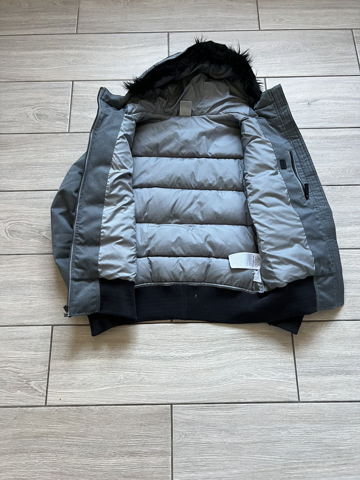 Nike Vintage Woman Nike Puffer Bomber Jacket Rare Small Swoosh Size S / US 4 / IT 40 - 6 Thumbnail