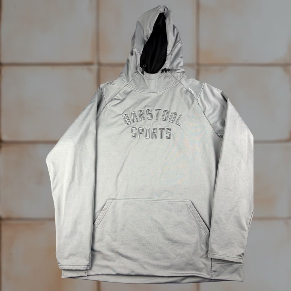 Vintage UNRL Barstool Sports Hoodie Men XL Gray Pullover Sweatshirt Golf Logo Embroidered Solid Microfiber Size US XL / EU 56 / 4 - 1 Thumbnail