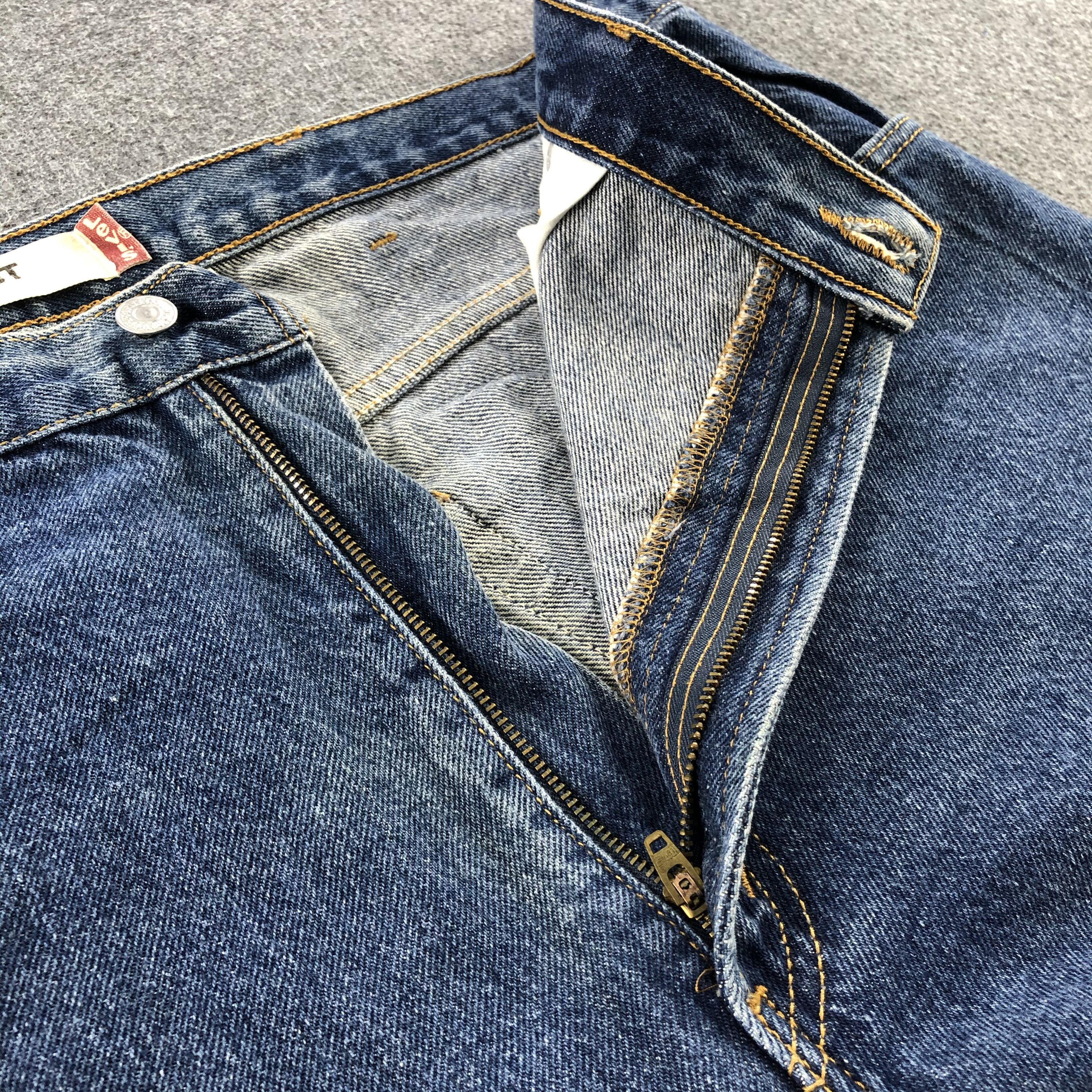 Levi's Vintage 90s Stone Wash Levis 517 Flare Jeans-J1237 Size US 39 - 8 Thumbnail