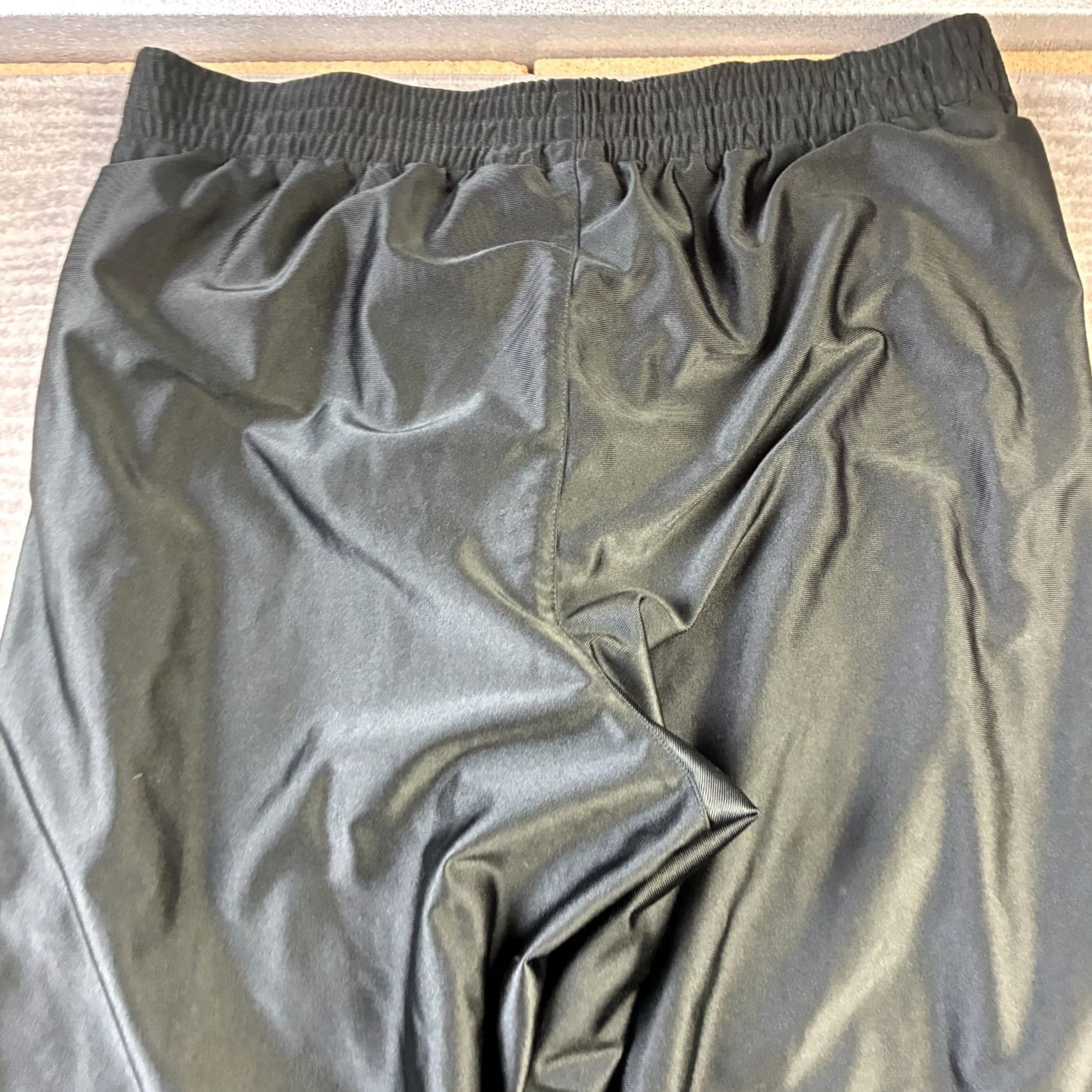 Nike VINTAGE Nike Pants Mens M Black Tear Away Shiny Dazzle Y2K Snap On Track Pants Size US 31 - 6 Thumbnail