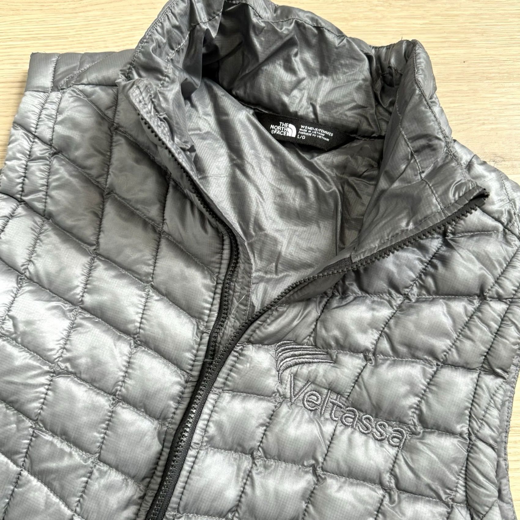 The North Face VINTAGE? The North Face Thermoball Vest Womens Size Large Trekker Gray Quilted Full Zip Size L / US 10 / IT 46 - 3 Thumbnail