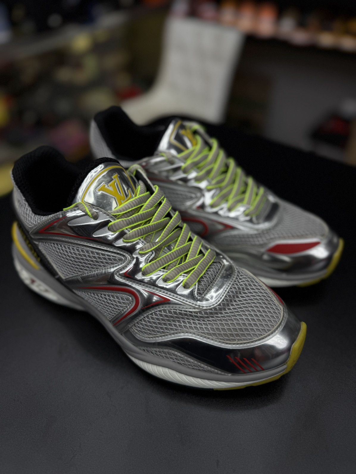 Louis Vuitton Louis Vuitton Trail Sneaker Silver Size 7.5LV/8.5US Size US 8.5 / EU 41-42 - 4 Thumbnail