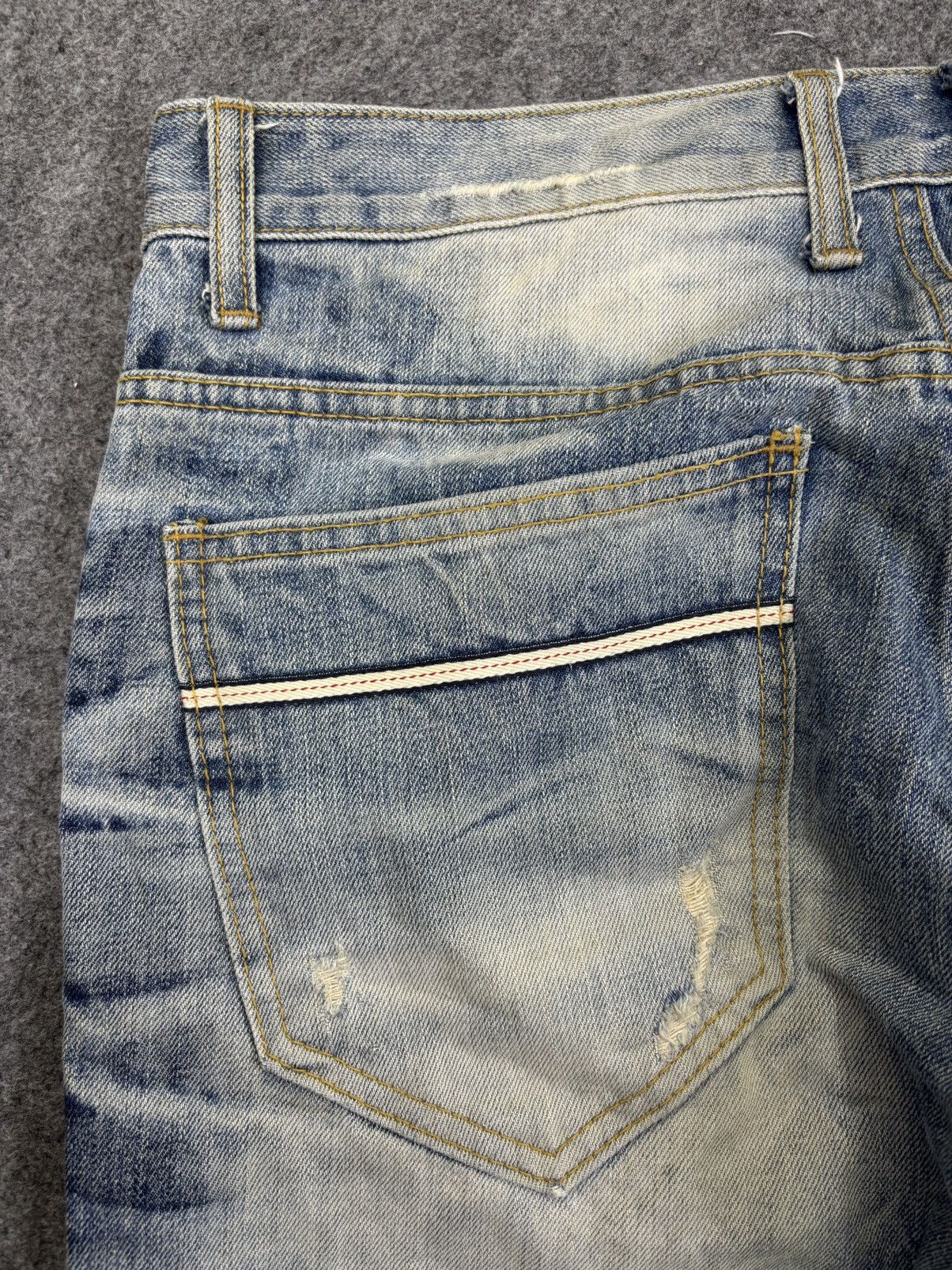 Other 💥Artisanal Fades💥improves Rare Style Distressed Denim F941 Size US 33 - 12 Thumbnail