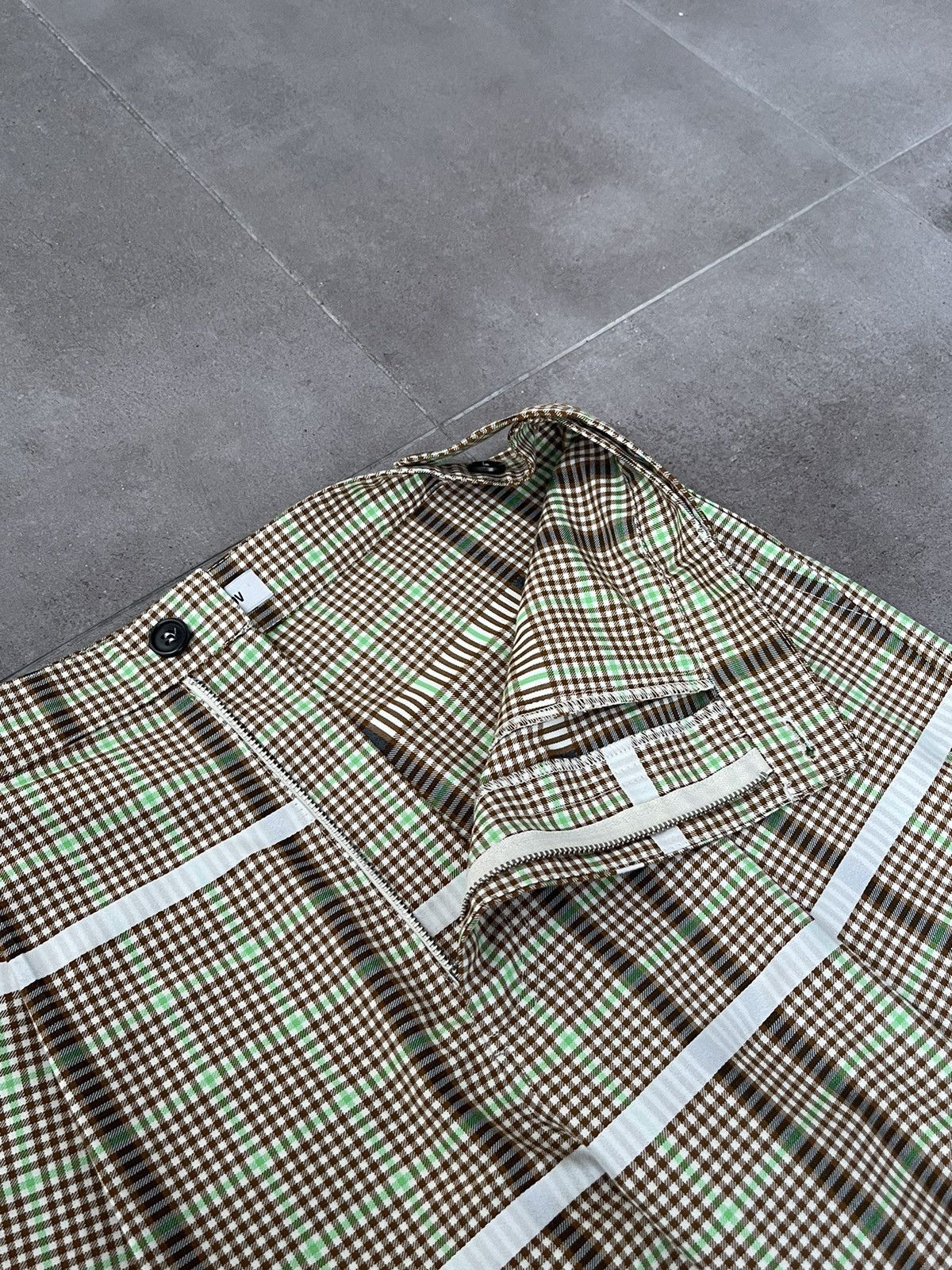 Henrik Vibskov !DS! FW22 Henrik Vibskov Easy Check Casual Pants Size US 32 / EU 48 - 18 Thumbnail