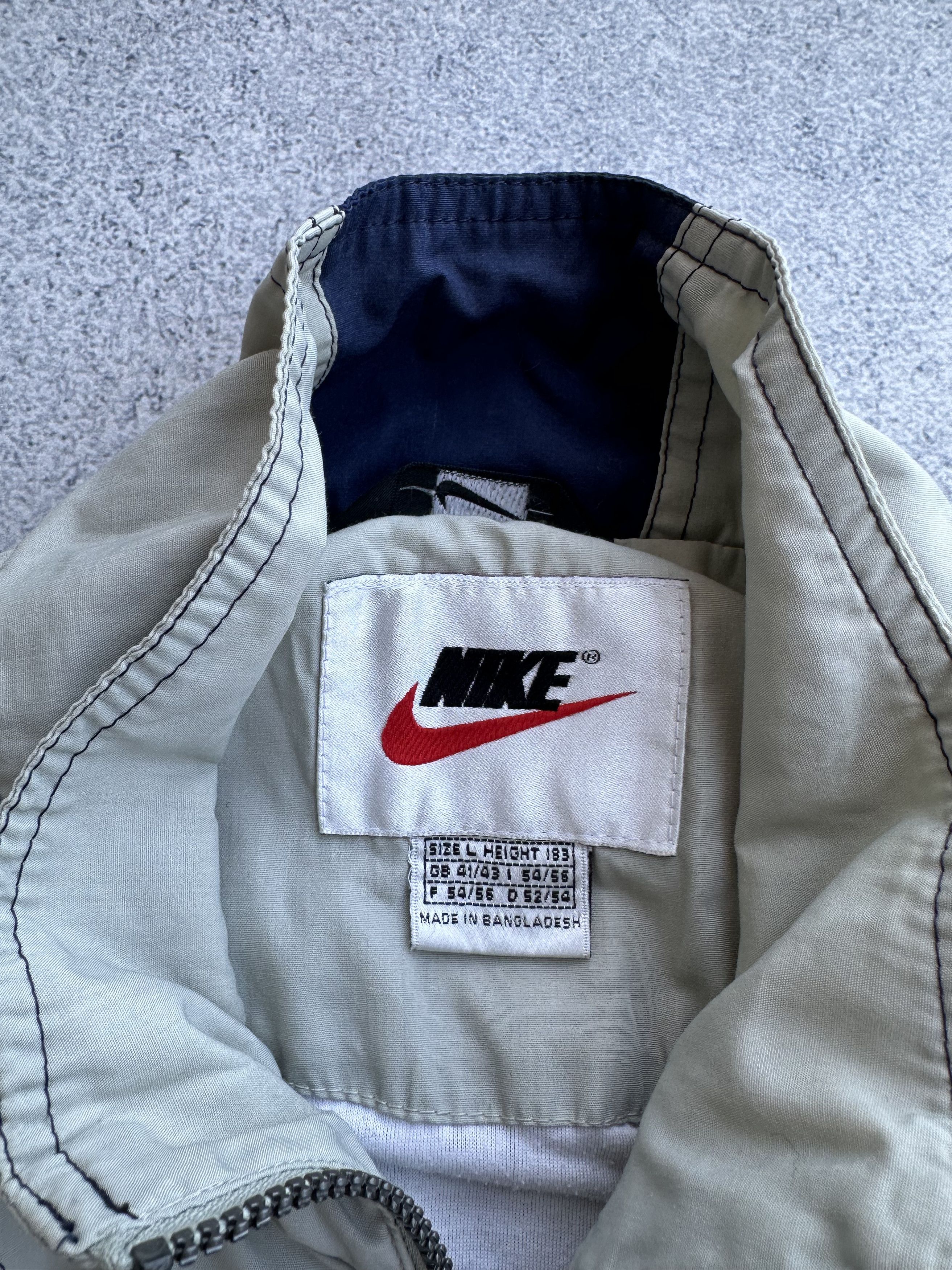 Nike × Vintage Nike Authentic Athletic Beige Vintage Track Jacket Size US L / EU 52-54 / 3 - 8 Thumbnail