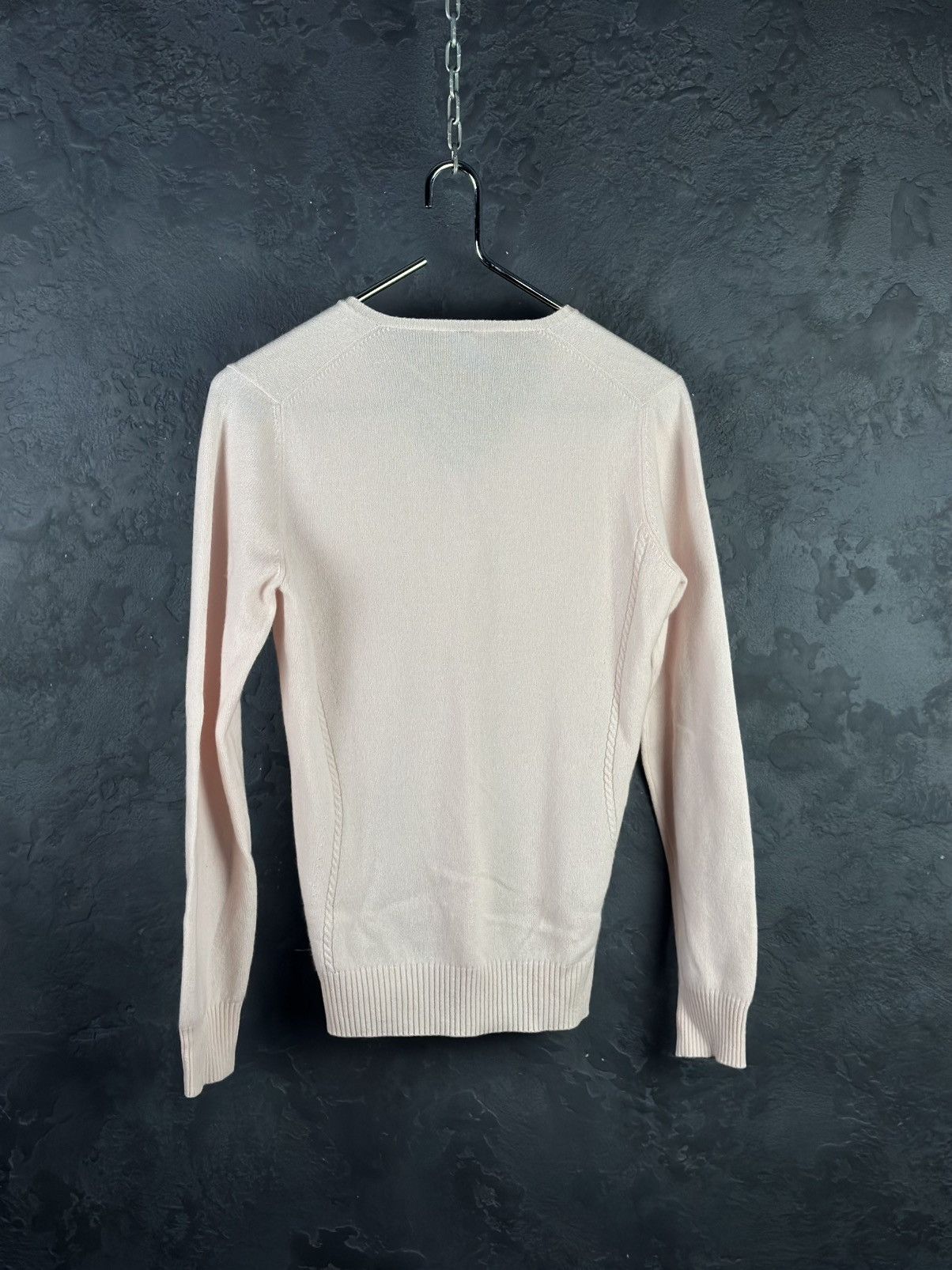 Loro Piana Loro Piana Baby Cashmere Long Sleve Knit V-Neck Pink Women's Size M / US 6-8 / IT 42-44 - 4 Thumbnail