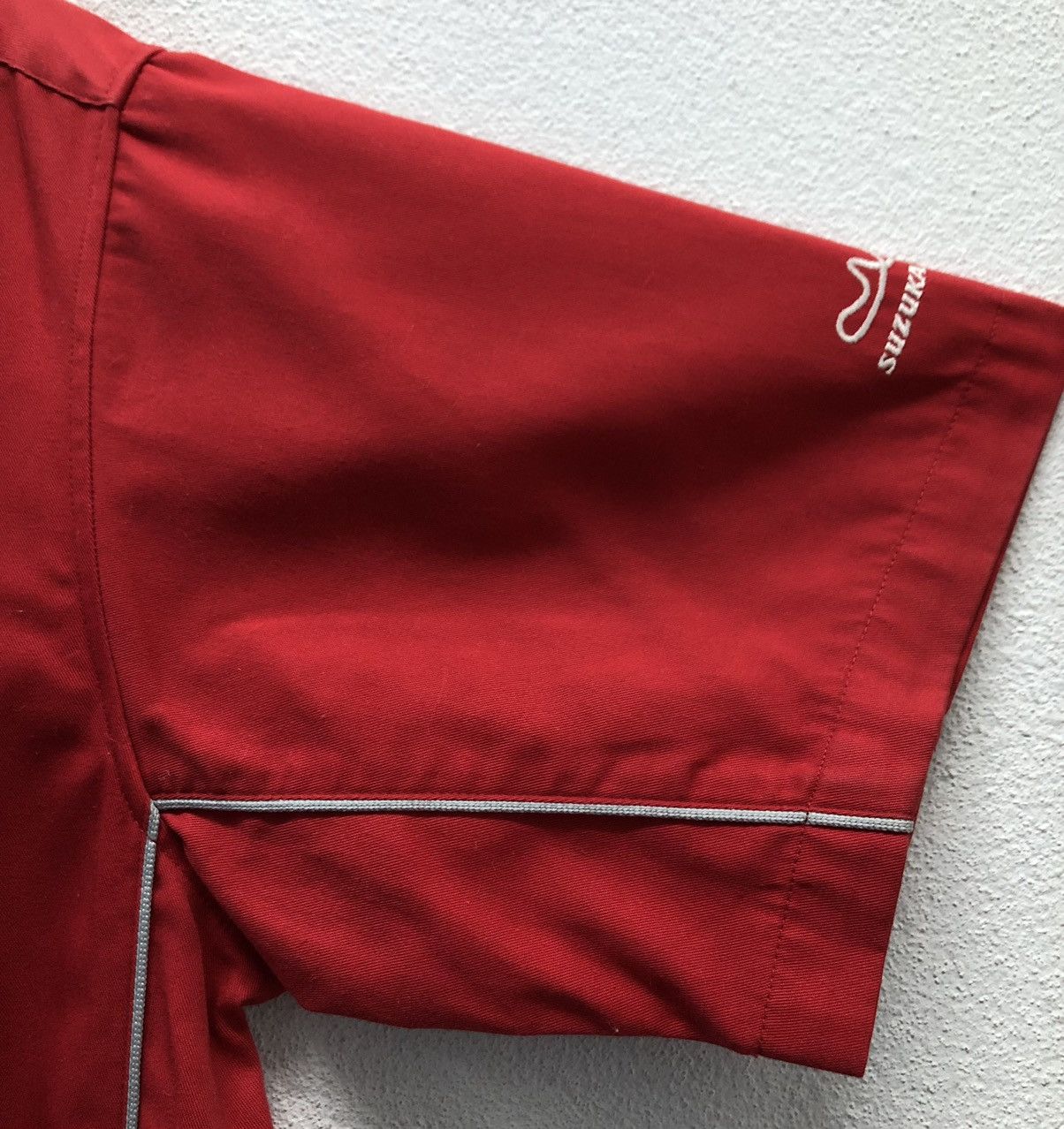 Honda Honda Racing Suzuka Circuit Button-Up Shirt – Red (Size M) Size US M / EU 48-50 / 2 - 8 Thumbnail