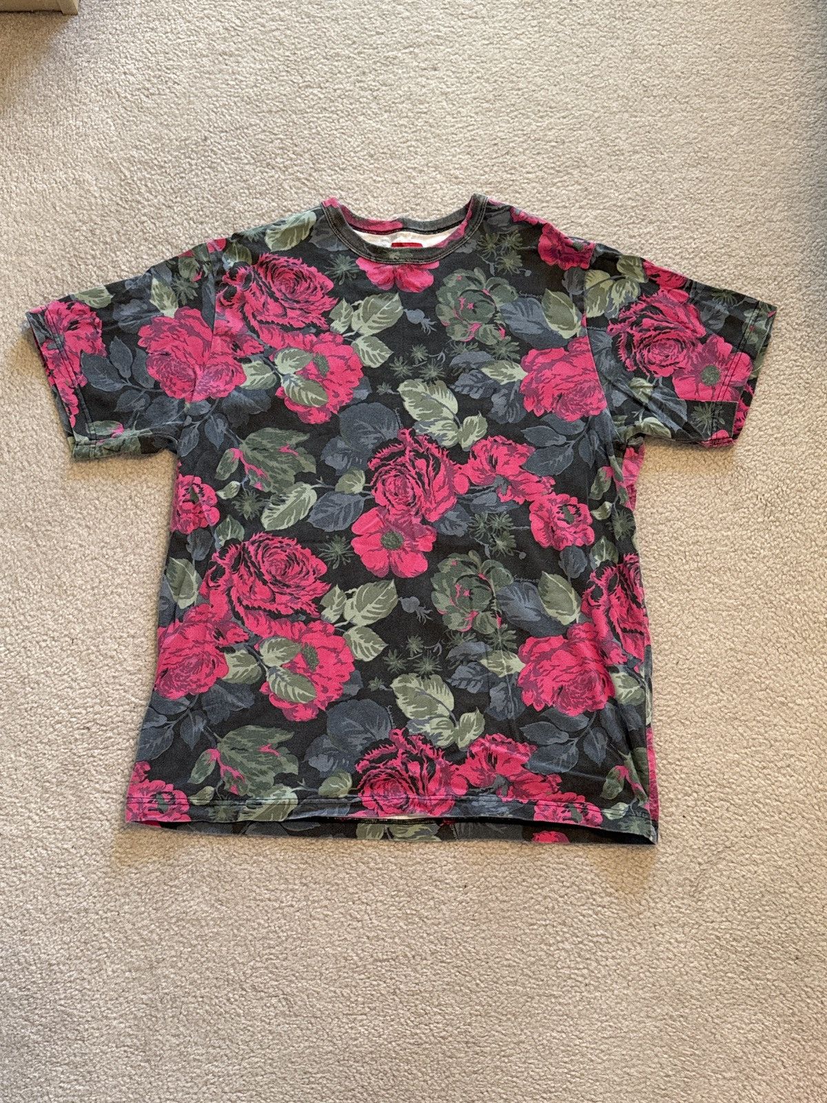 Supreme Supreme Flowers Tee Size US XL / EU 56 / 4 - 1 Thumbnail