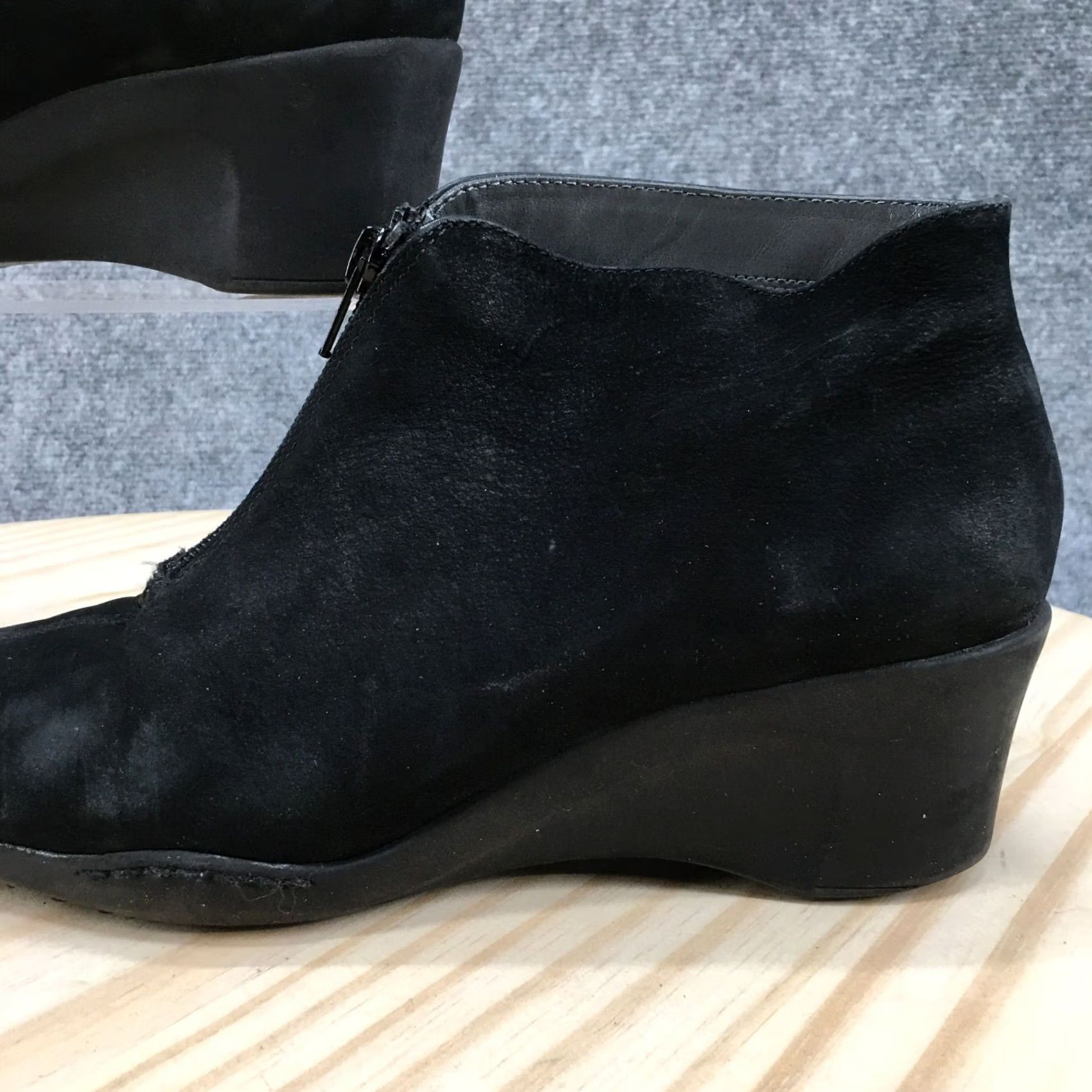 Vintage Aerosoles Torista Boots Womens 8 M Front Zip Wedge Ankle Bootie Black Suede Size US 8 / IT 38 - 3 Thumbnail