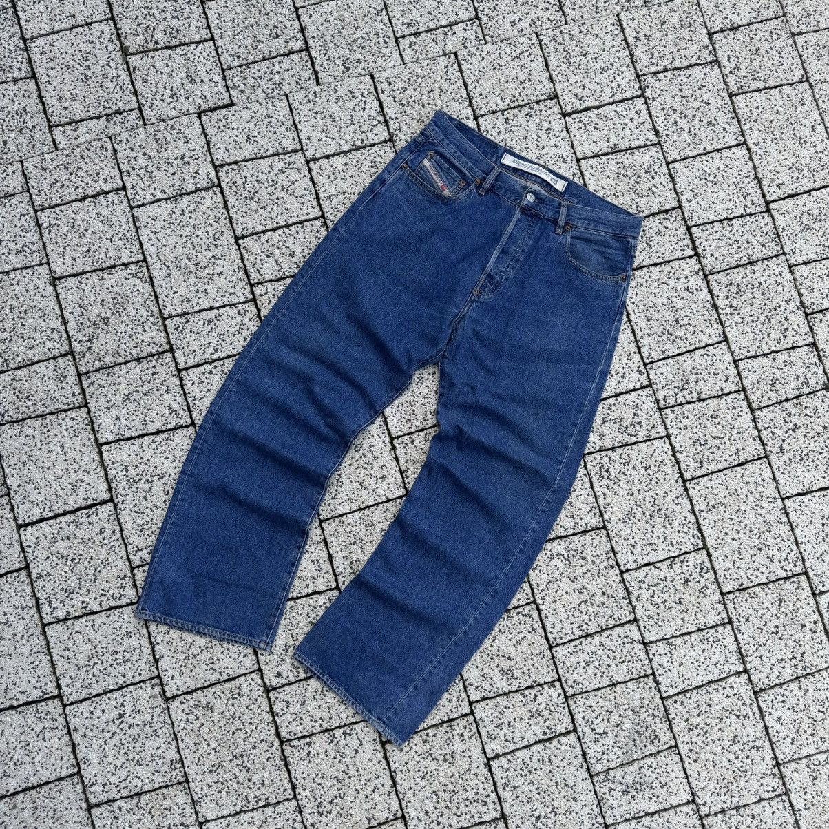 Diesel × Vintage Diesel Vintage Straight Jeans Basic Blue Denim Size US 34 / EU 50 - 1 Thumbnail