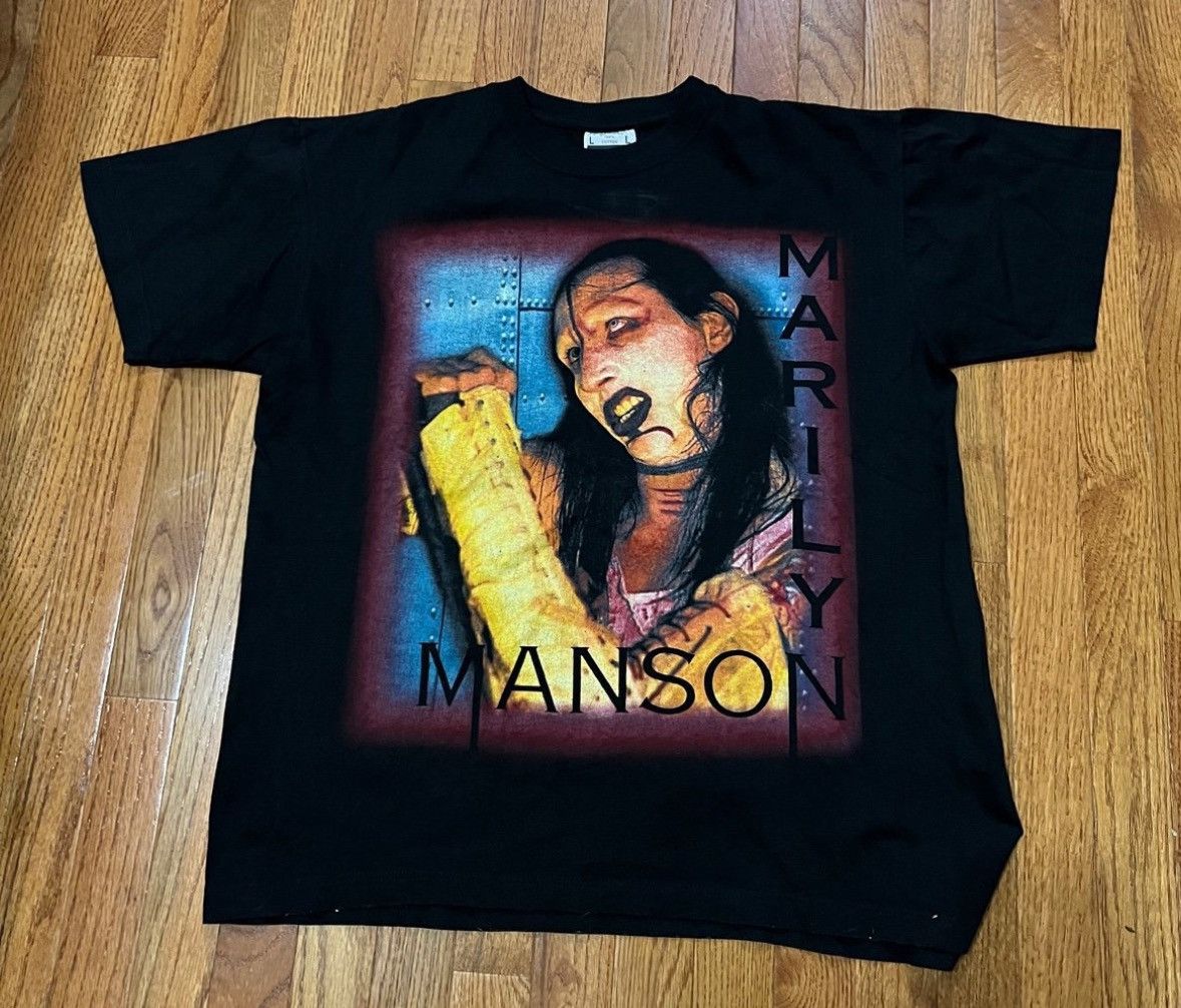 Band Tees × Vintage Vintage Marilyn Manson shirt *RARE* Size US L / EU 52-54 / 3 - 1 Thumbnail