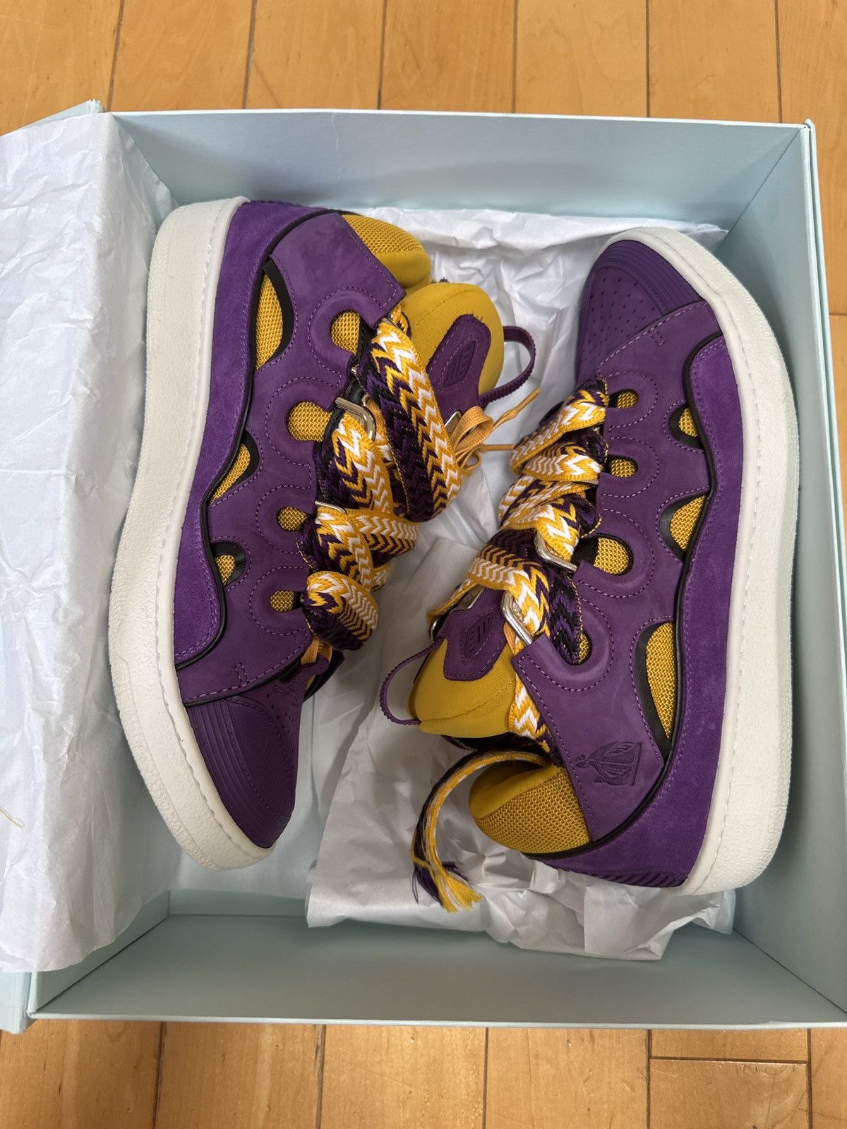 Lalvin Curb Sneaker Yellow Purple Lakers - Main Image