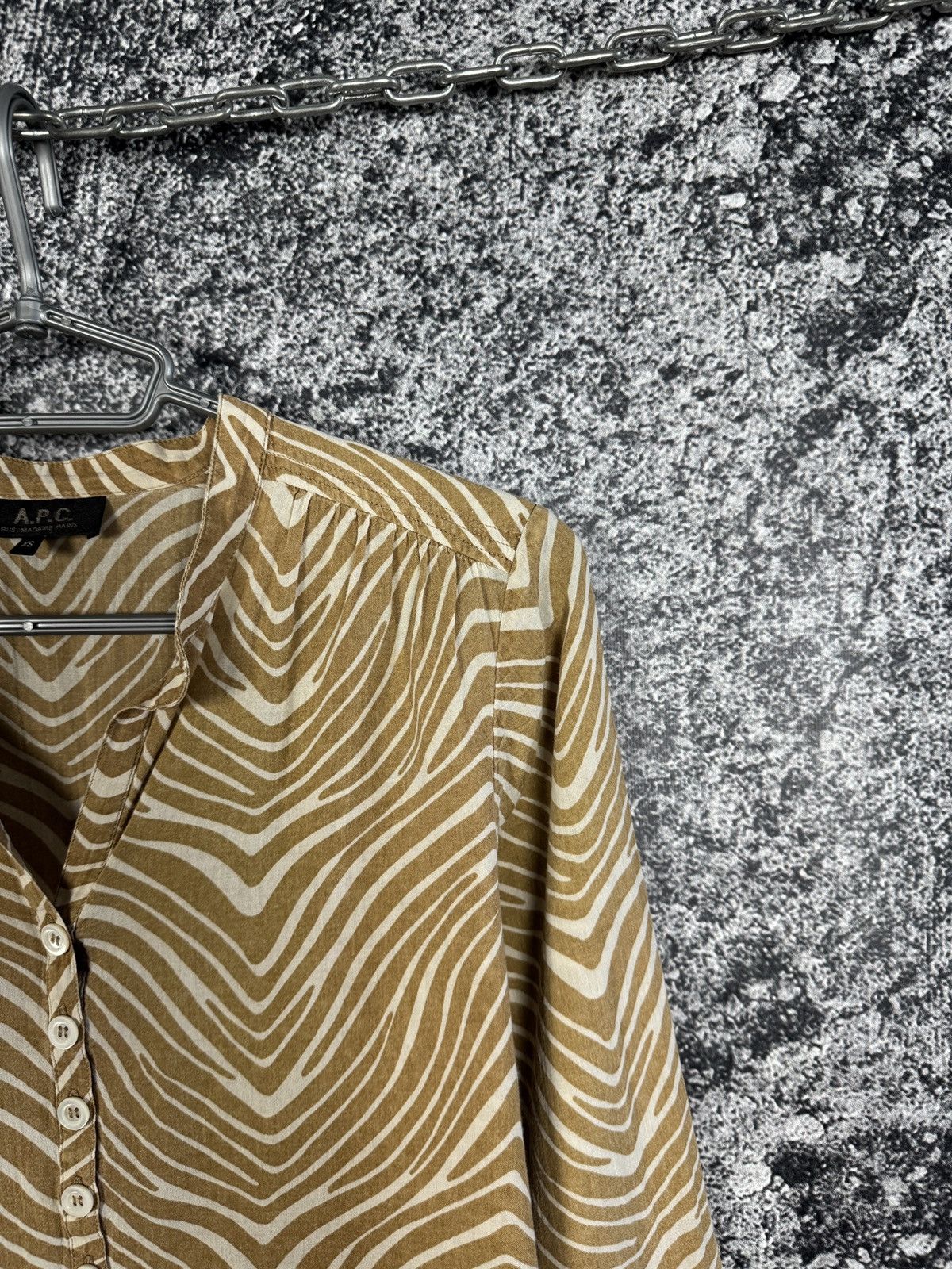 A.P.C. A.P.C. Zebra Print Blouse Long Sleeve Rue Madame Paris XS Size XS / US 0-2 / IT 36-38 - 2 Thumbnail