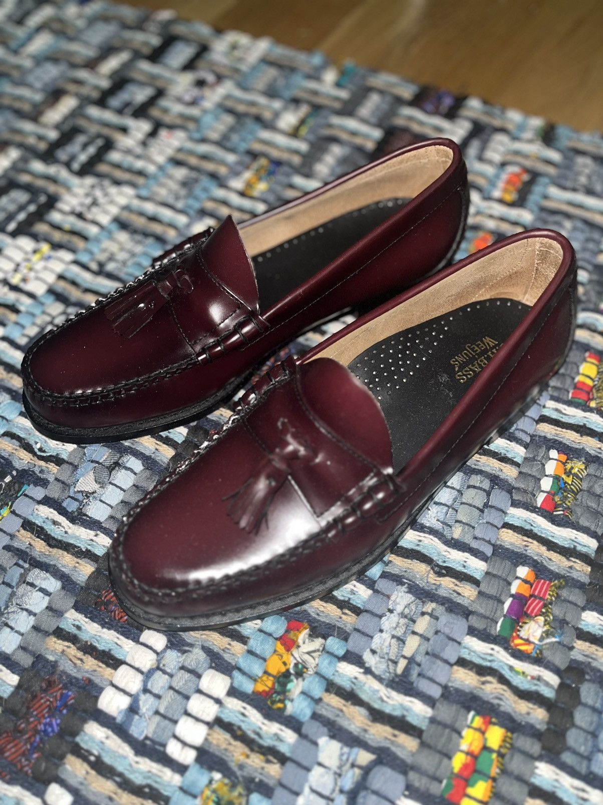 G.H.BASS Men\'s Burgundy Wine Lennox Tassel Weejuns® Loafers - Size 9.5 G.H.Bass G.H. Bass Larson Lug Weejun Loafers In Wine - 57  main image 2