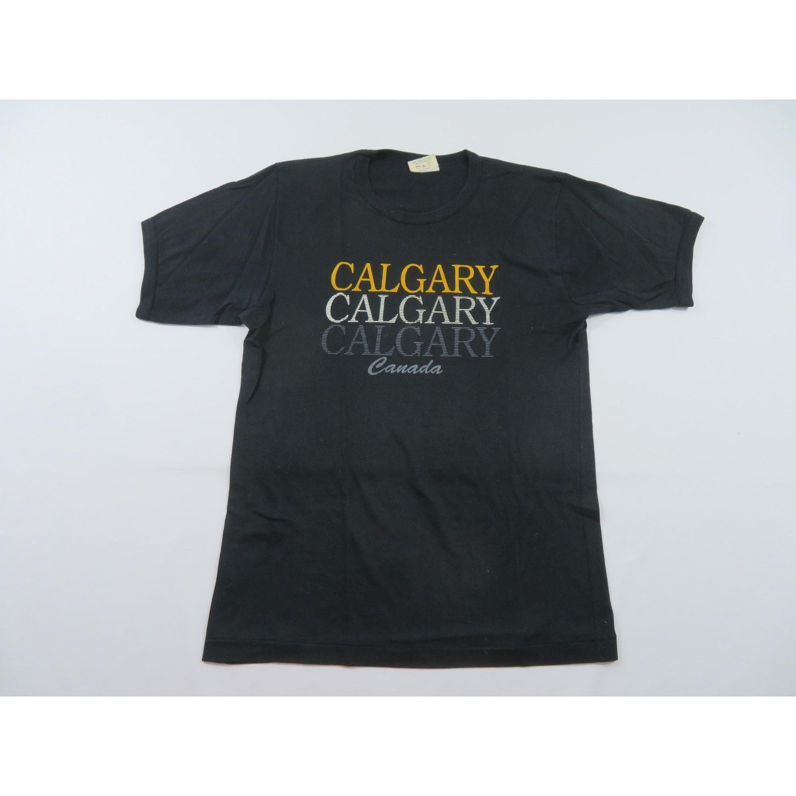 Other Calgary Canada T-shirt Black Gold Ringer Sz M-L 1990s Size US M / EU 48-50 / 2 - 1 Thumbnail