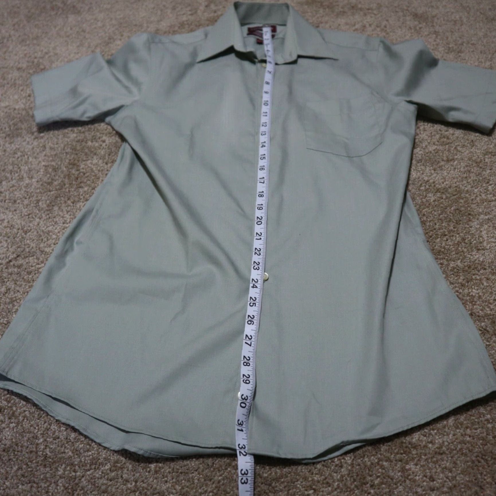 Vintage VINTAGE Covington Men's Short Sleeve Dress Shirt 14.5 Green Wrinkle-Free Casual Business Size 36R - 7 Thumbnail