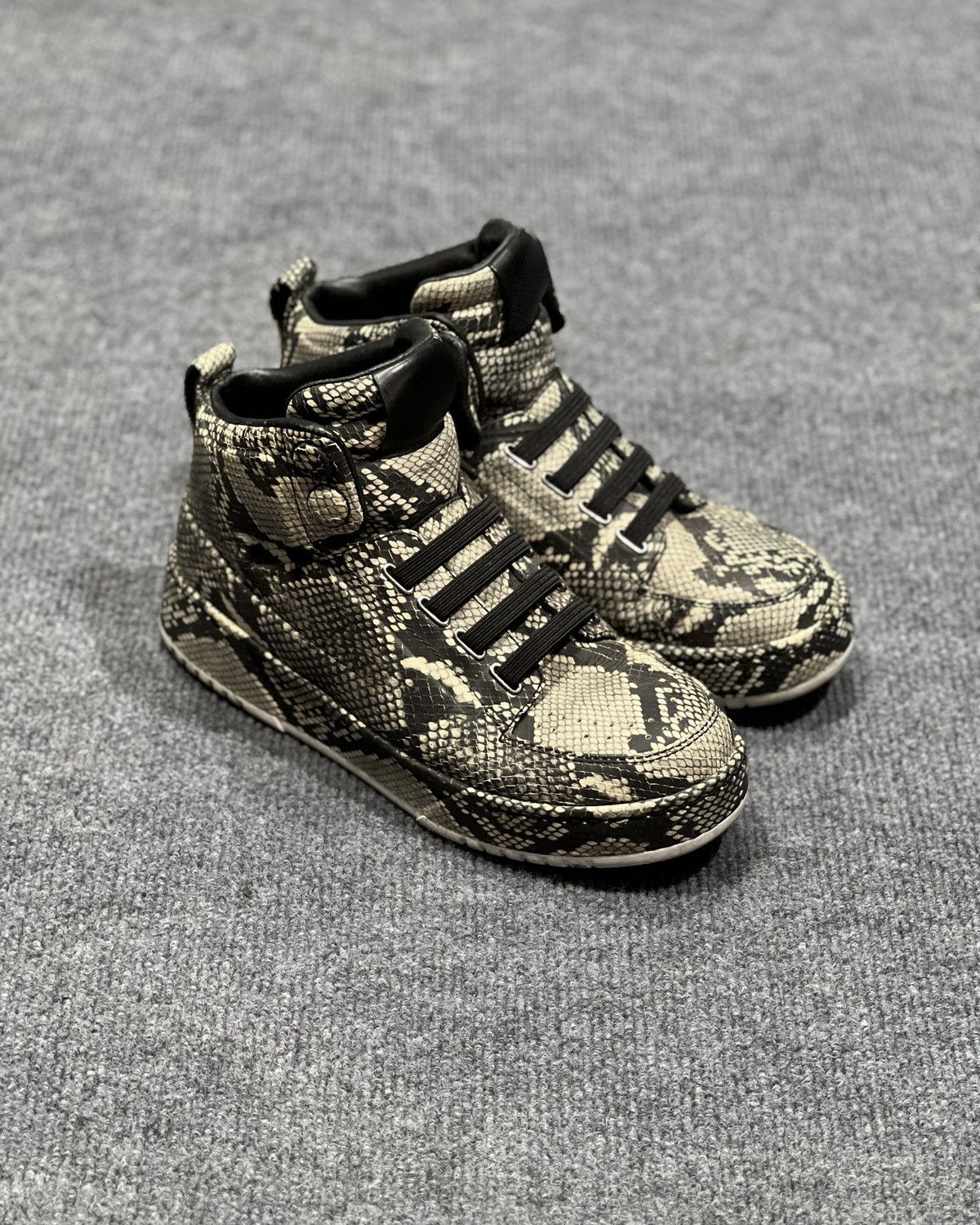 3.1 Phillip Lim 3.1 Phillip Lim Skake Skin High Top Sneaker Size US 8 / EU 41 - 1 Thumbnail