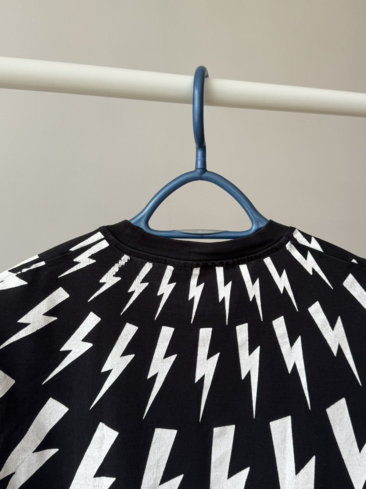 Neil Barrett Neil Barrett Thunderbolt Print T-shirt Size US M / EU 48-50 / 2 - 4 Thumbnail