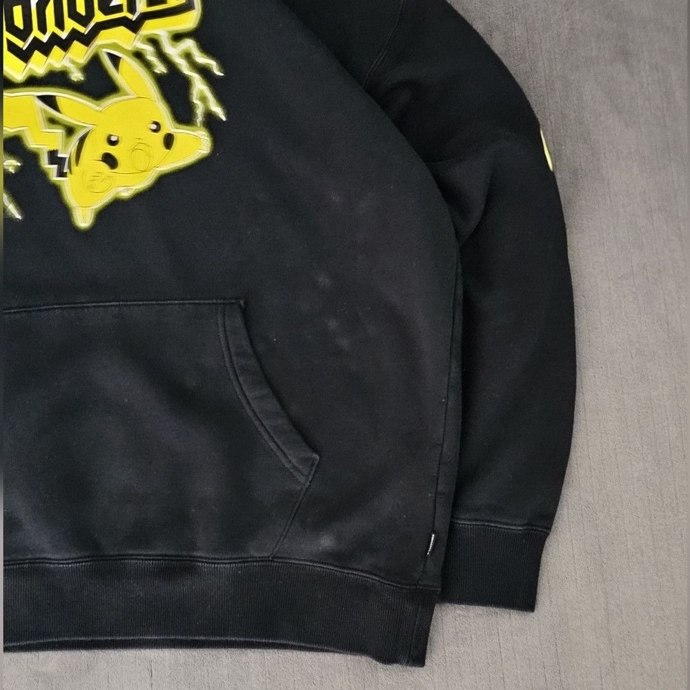 Converse Converse Pokémon Pikachu Men's 25th Celebration Hoodie Size Size US XL / EU 56 / 4 - 6 Thumbnail