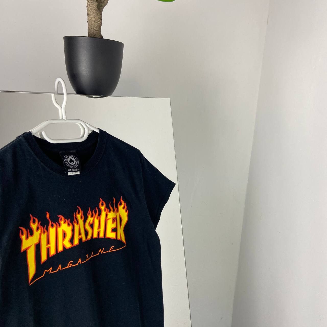 Thrasher Trasher Magazine Vintage Big Flame Logo T-Shrt Size US S / EU 44-46 / 1 - 1 Thumbnail