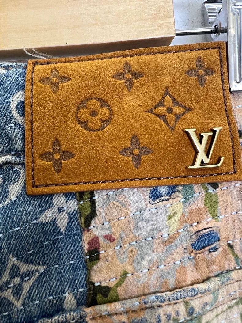 Louis Vuitton Louis Vuitton Worn out floral jeans Size US 30 / EU 46 - 4 Thumbnail