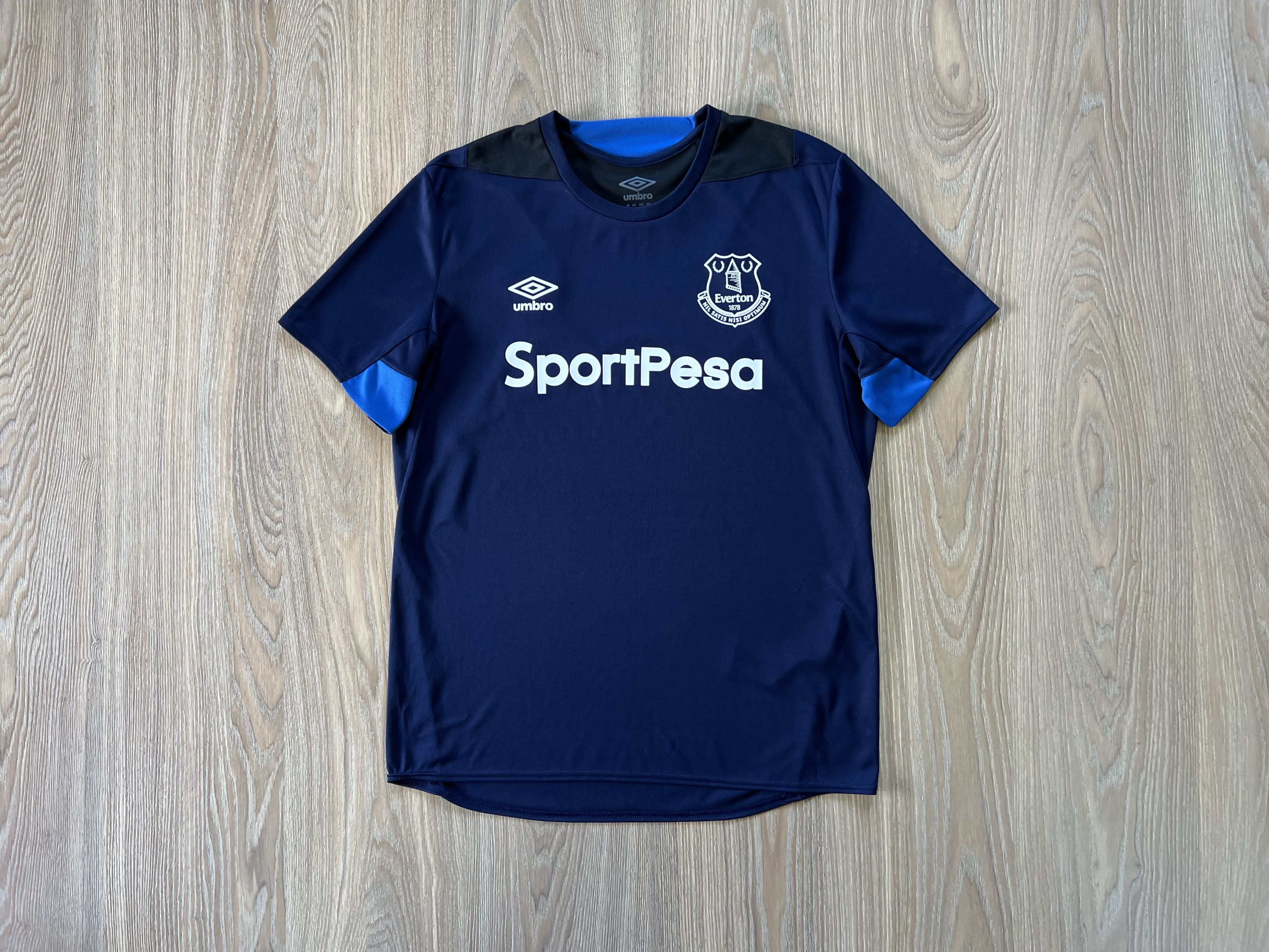 Umbro Umbro Everton Training Football Shirt 2018-2019 Size US M / EU 48-50 / 2 - 1 Thumbnail