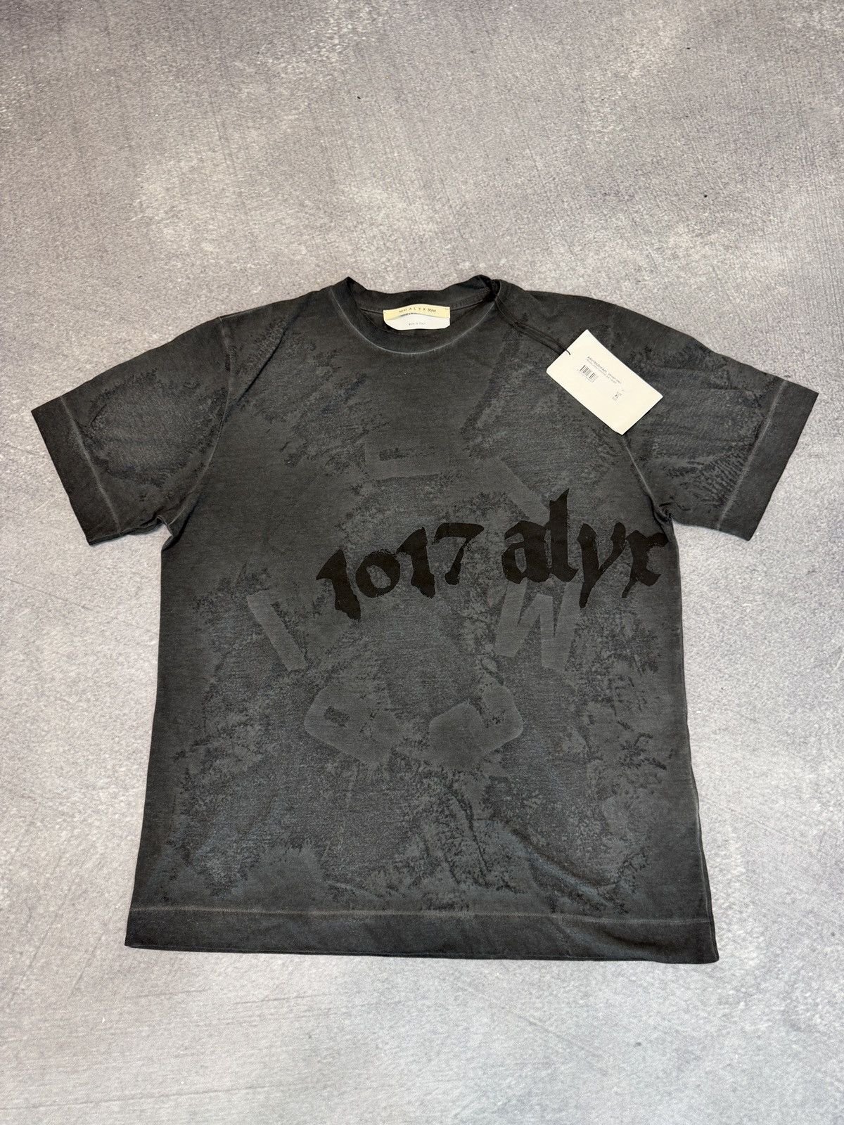 1017 ALYX 9SM 1017 ALYX 9SM Translucent Graphic T-shirt Grey Size US XL / EU 56 / 4 - 1 Thumbnail