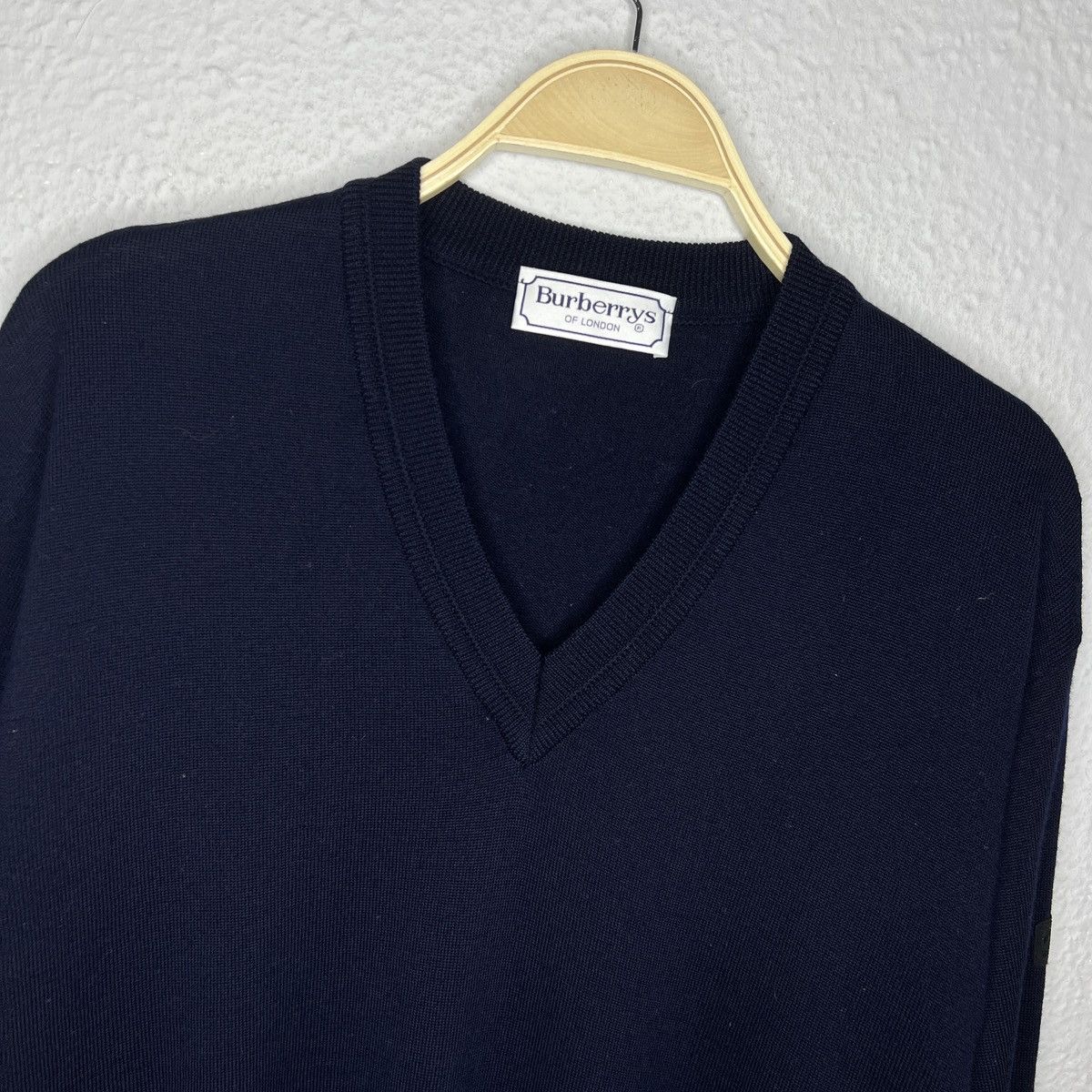 Burberry × Designer × Vintage Vintage Burberry Navy Wool Logo Luxury Sweater Jumper Knit Size US L / EU 52-54 / 3 - 4 Thumbnail