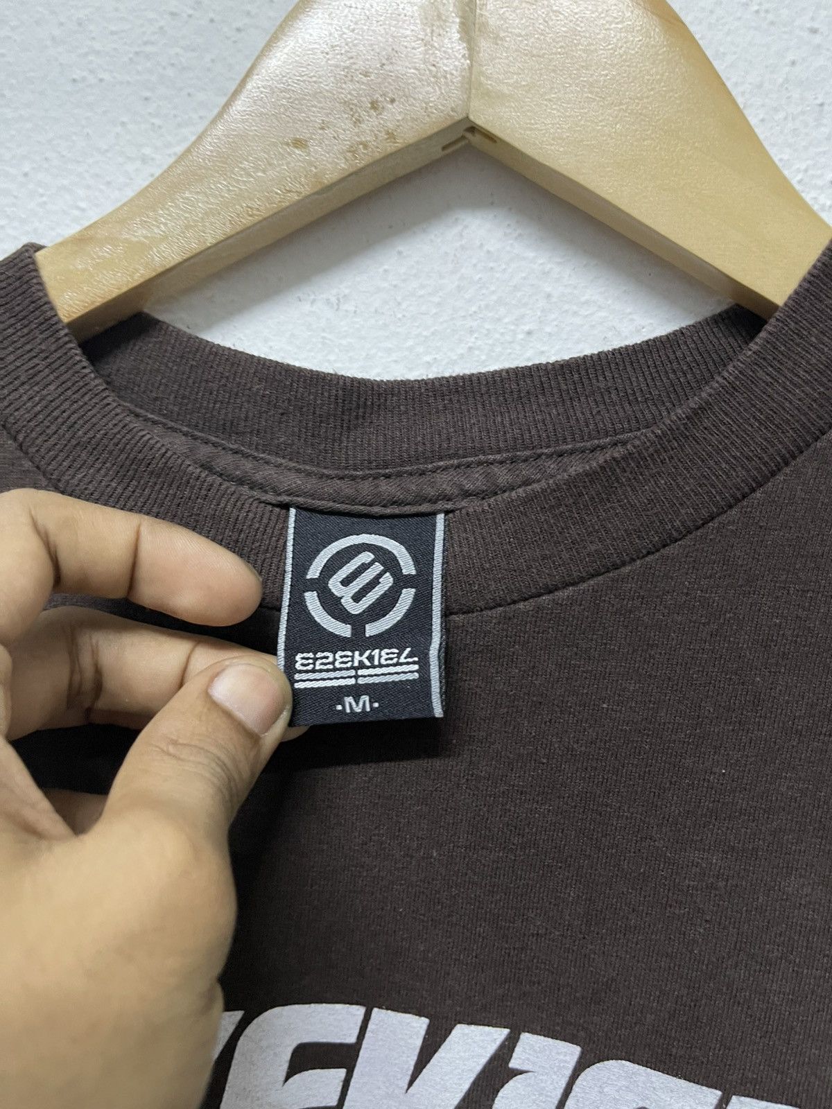 Ezekiel × Vintage VINTAGE EZEKIEL SKATEBOARDING TSHIRT RARE BROWN COLOUR Size US M / EU 48-50 / 2 - 7 Thumbnail