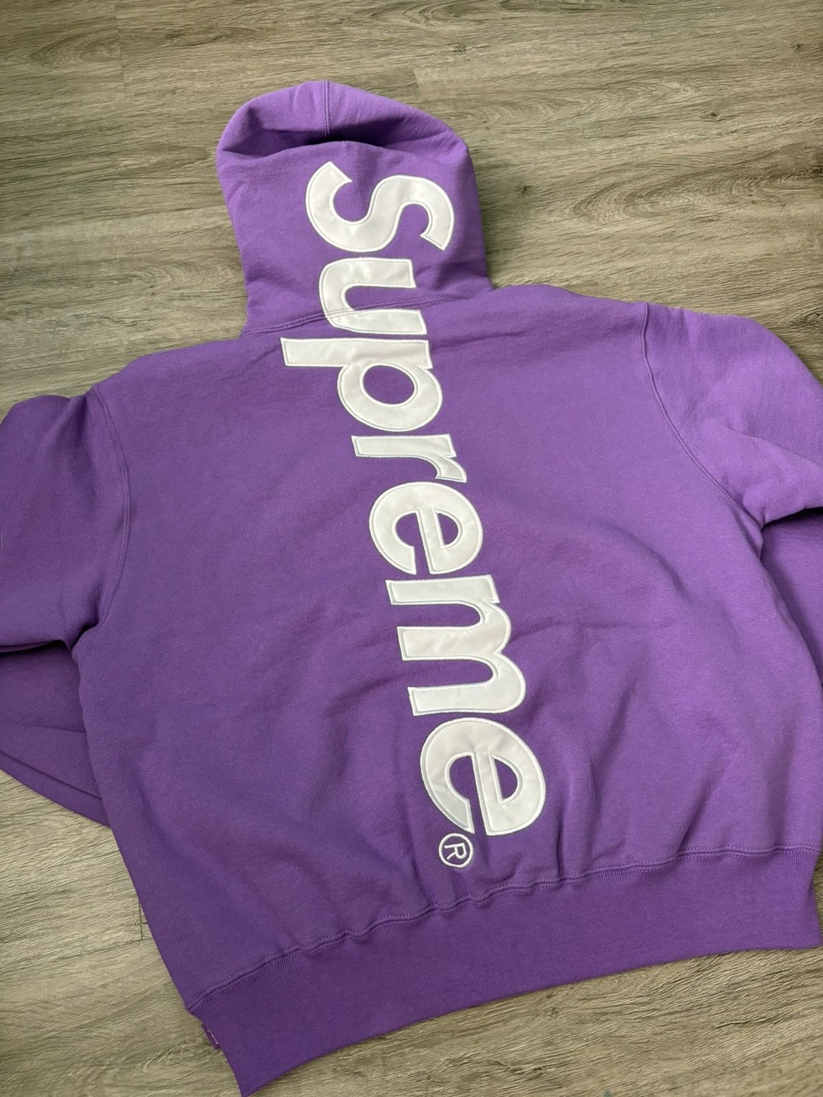 Supreme Supreme Satin Appliqué Hoodie Sweatshirt FW25 Violet Size XL Size US XL / EU 56 / 4 - 3 Thumbnail