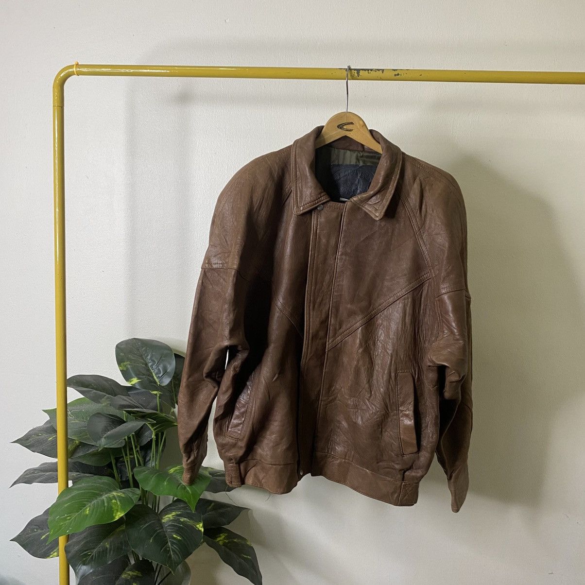 Genuine Leather Crazy fit! Vintage 90s brown leather jacket baggy