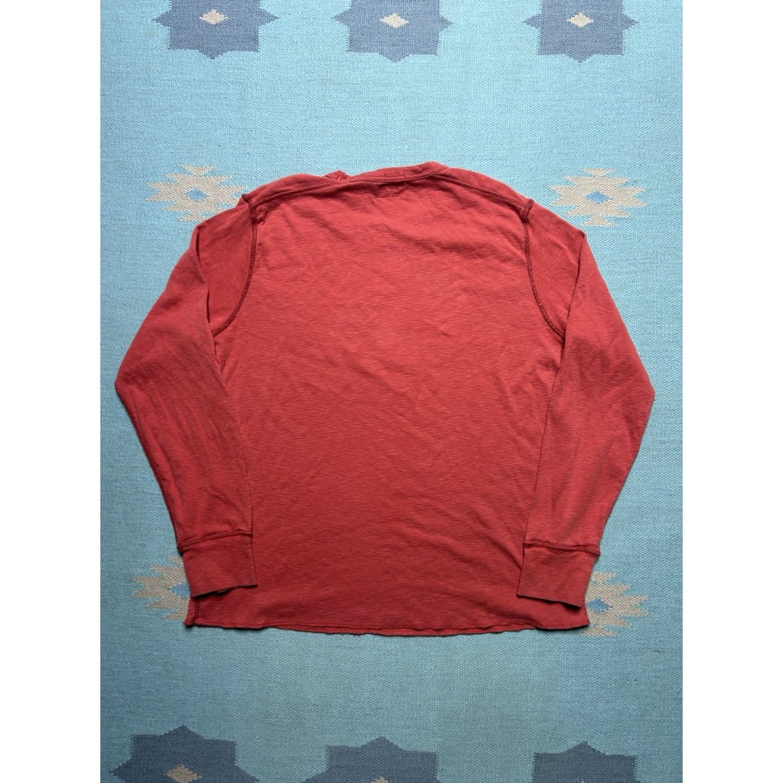 American Eagle Outfitters VINTAGE American Eagle long sleeve t shirt base layer slim fit stencil prison Lg Men's Red Slimming T-Shirt 90s Size US L / EU 52-54 / 3 - 6 Thumbnail