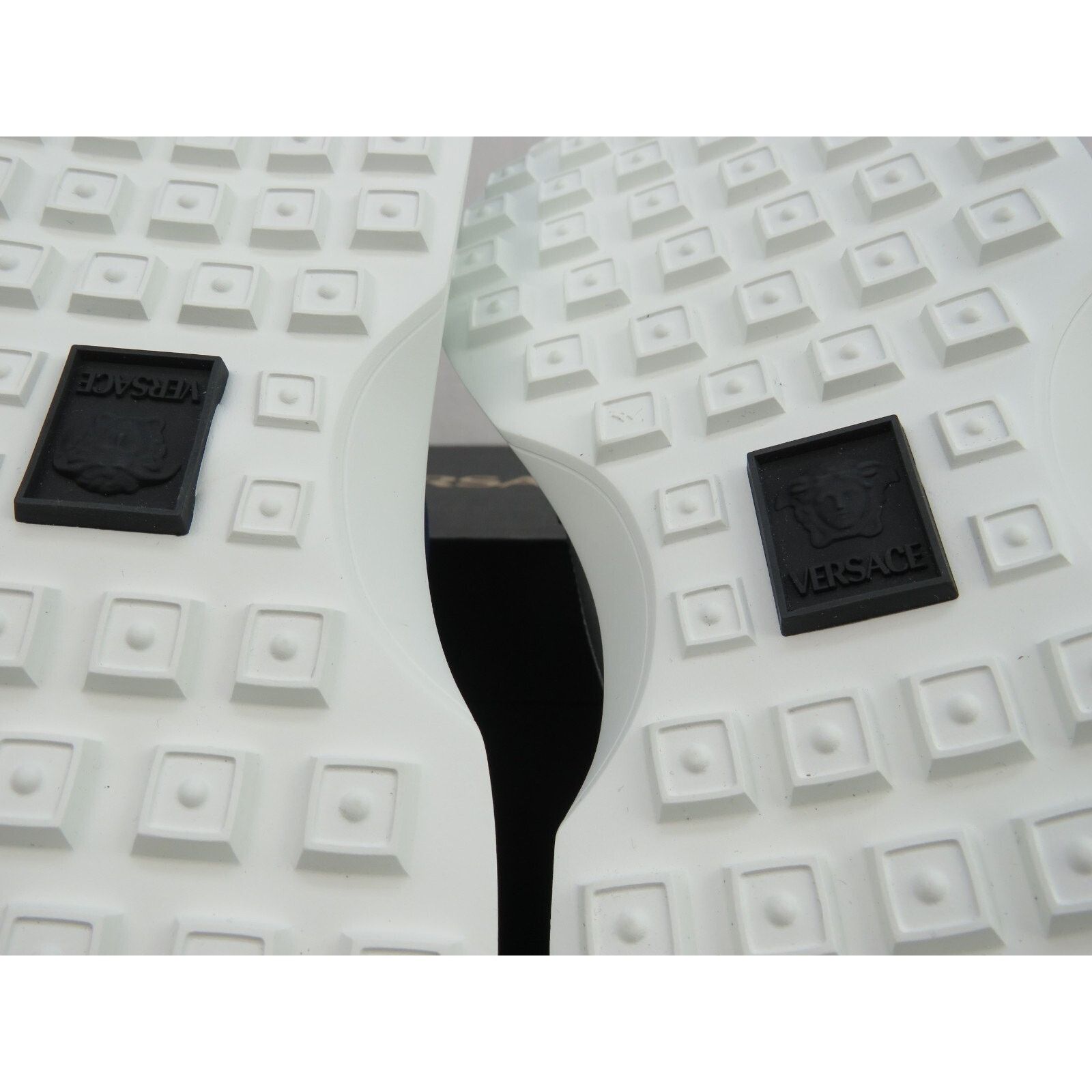 Versace VERSACE BLUE WHITE LEATHER MEDUSA HEAD PLATFORM SNEAKERS 42 Size US 9 / EU 42 - 8 Thumbnail