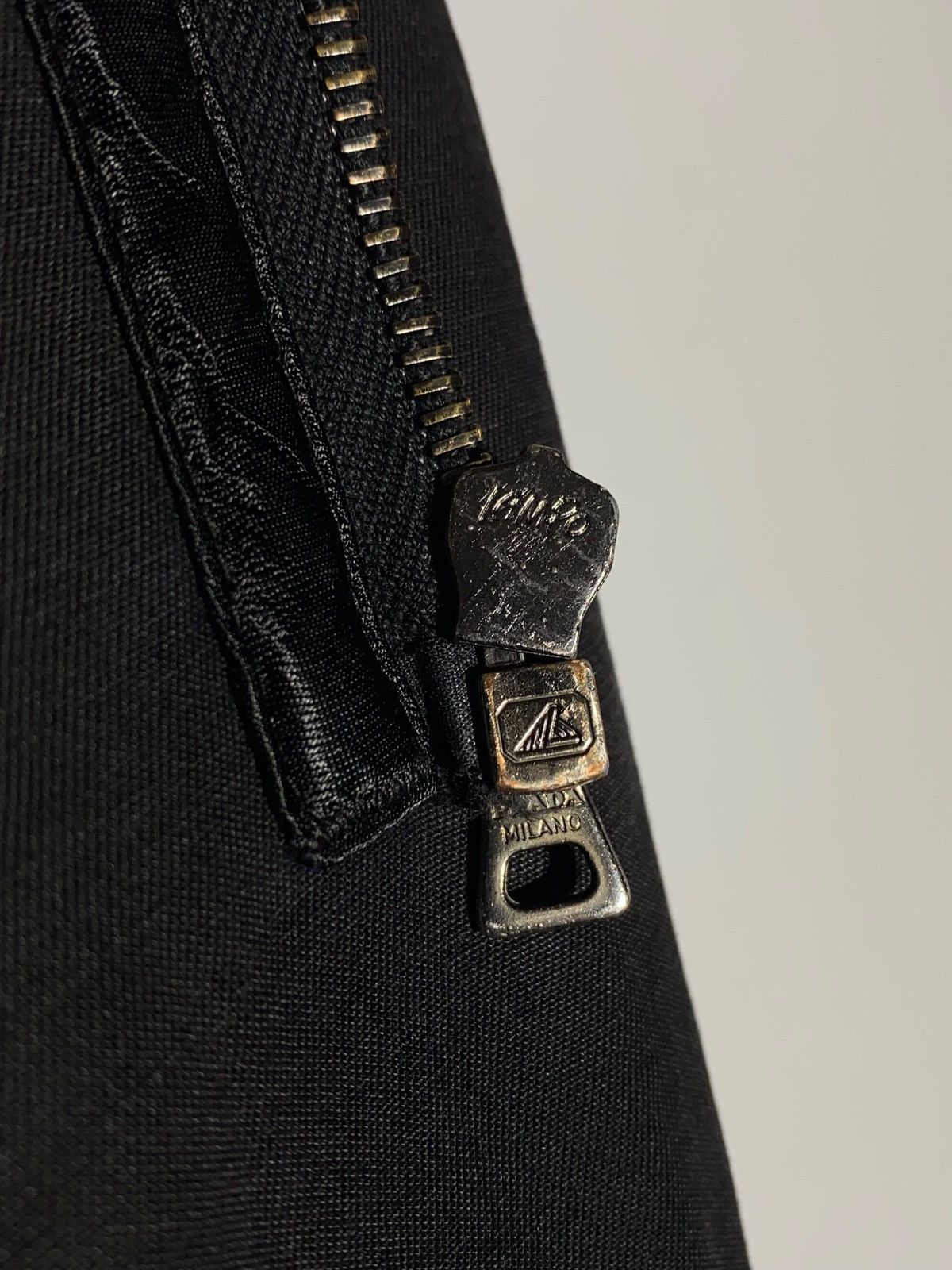 Prada Vintage 1990s Prada Avant Garde Archive Hook Detail Vest Size US S / EU 44-46 / 1 - 17 Thumbnail