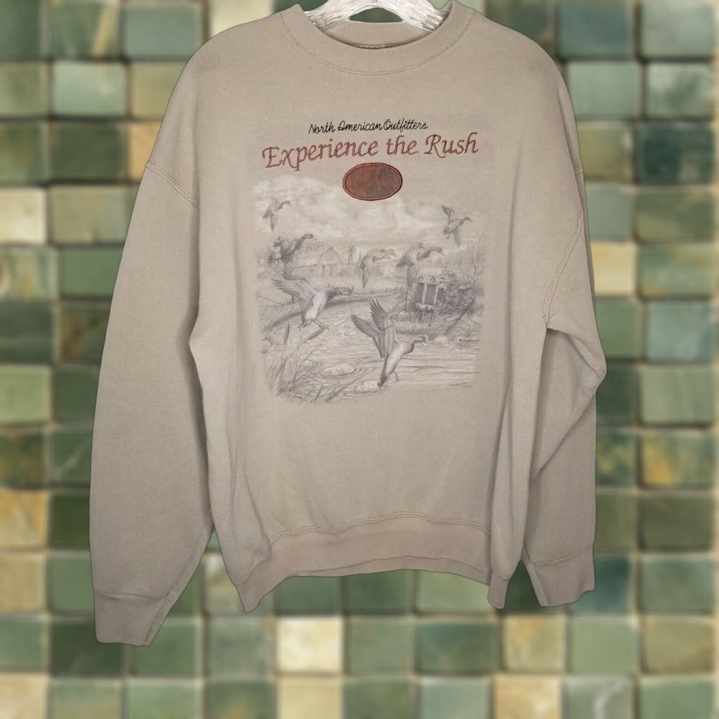 Fruit Of The Loom NORTH AMERICAN OUTFITTERS Mens Long Sleeve Beige Graphic Pullover Sweater L Size US L / EU 52-54 / 3 - 1 Thumbnail