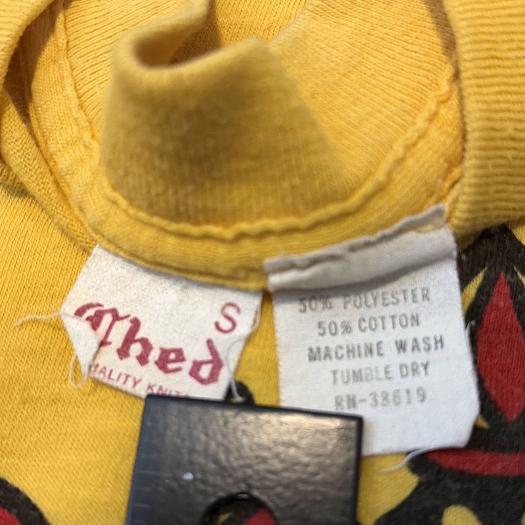 Vintage VINTAGE The Russian Tea Room NYC Yellow T-Shirt S Unisex Adults Small 80s Ched Shirt Size US S / EU 44-46 / 1 - 6 Thumbnail