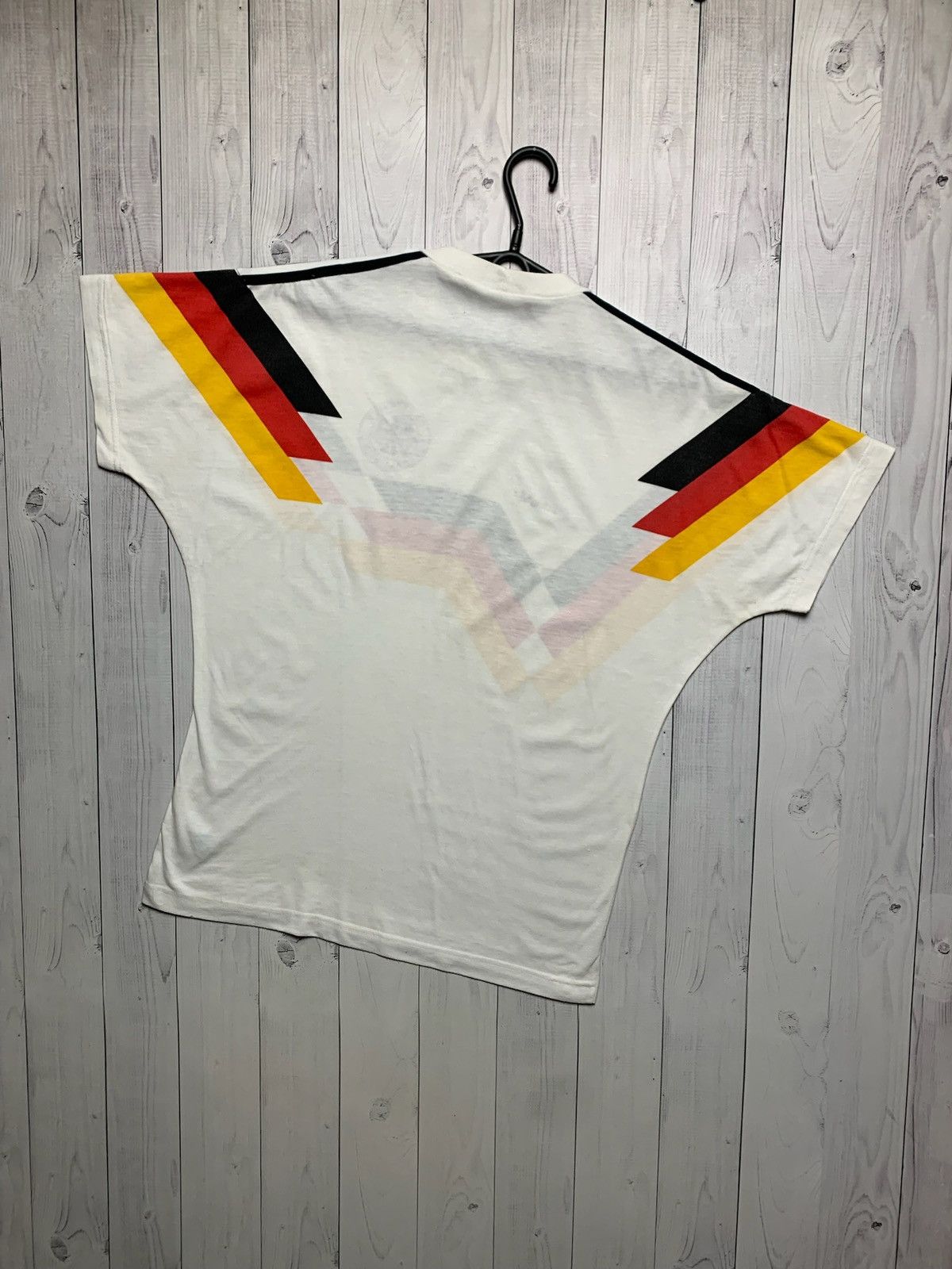 Adidas × Vintage Vintage adidas Deutschland soccer tee size S/M Size US S / EU 44-46 / 1 - 8 Thumbnail