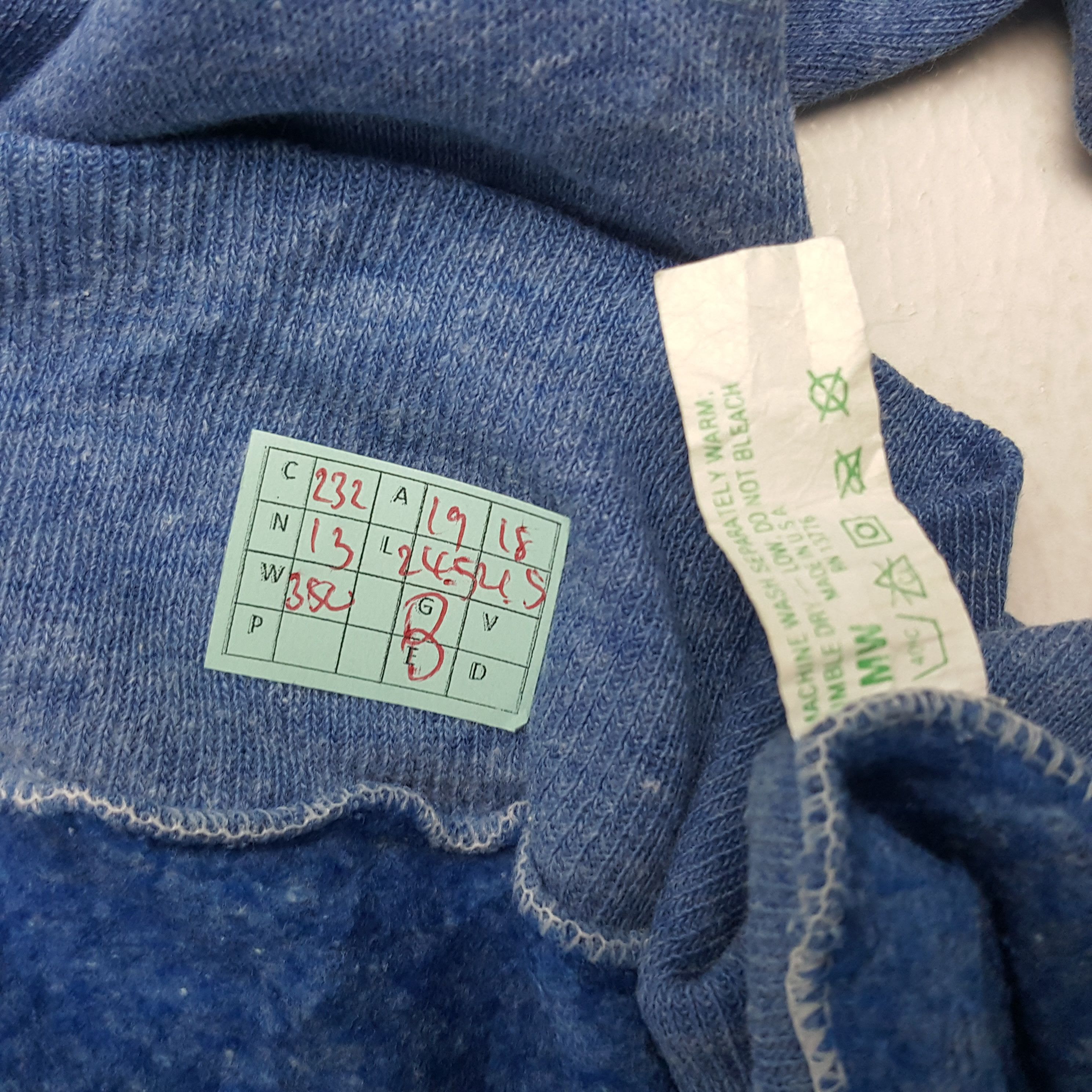 Cartoon Network × Vintage Vintage The Tale Of Peter Rabbit Sweatshirt Size US XS / EU 42 / 0 - 9 Thumbnail