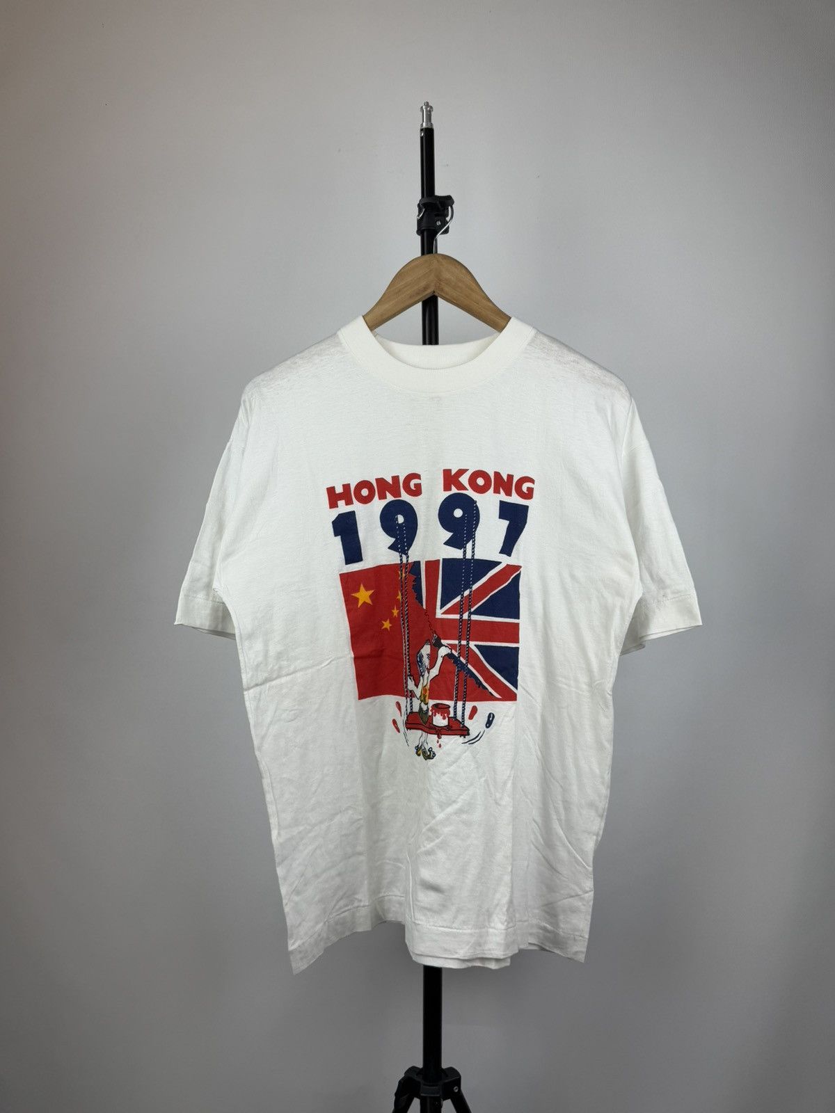 Band Tees × Vintage Rare Tshirt Hong Kong 1997 year Great Britain vintage 90’s Size US L / EU 52-54 / 3 - 1 Thumbnail