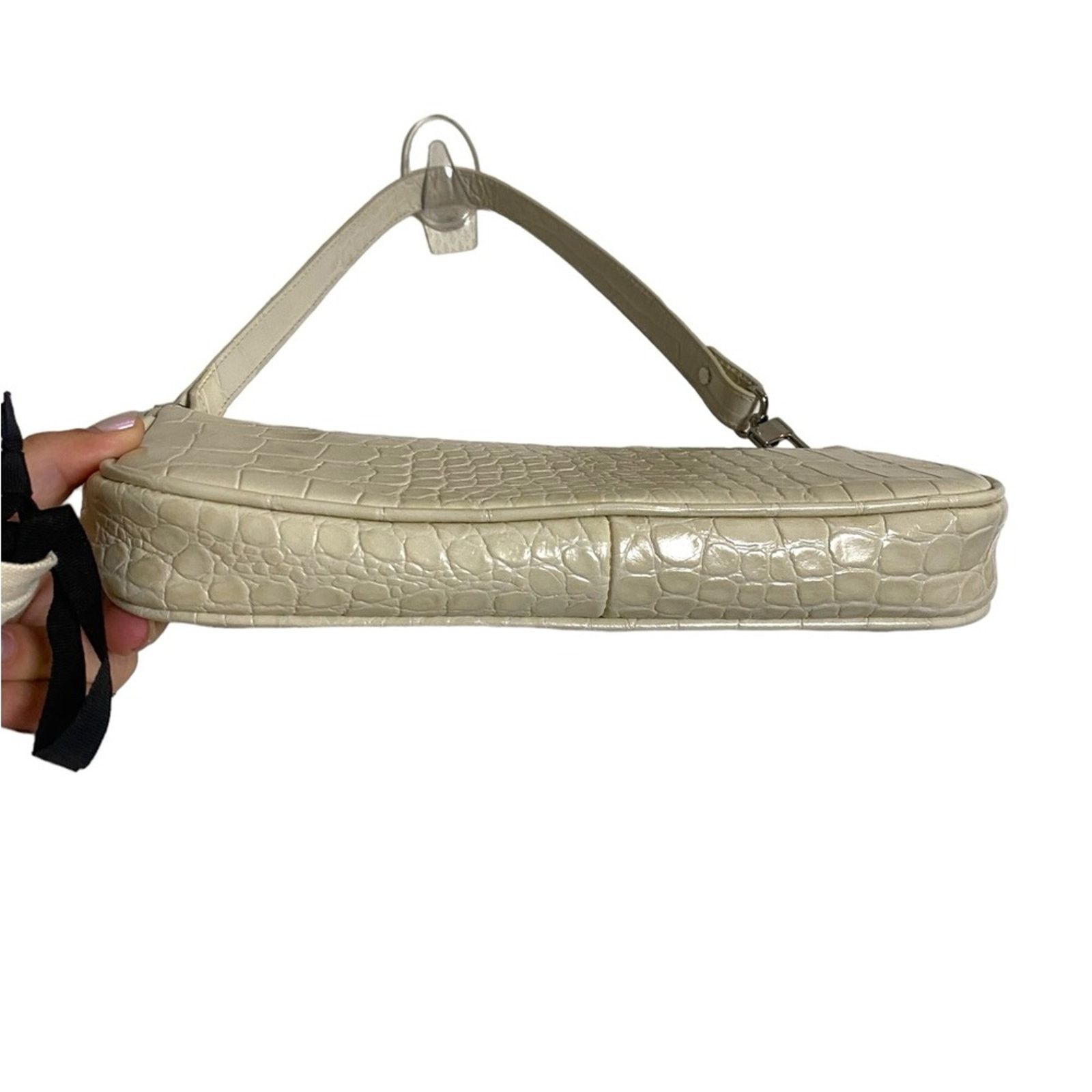By Far BY FAR Off-White Rachel Shoulder Bag Size ONE SIZE - 5 Thumbnail