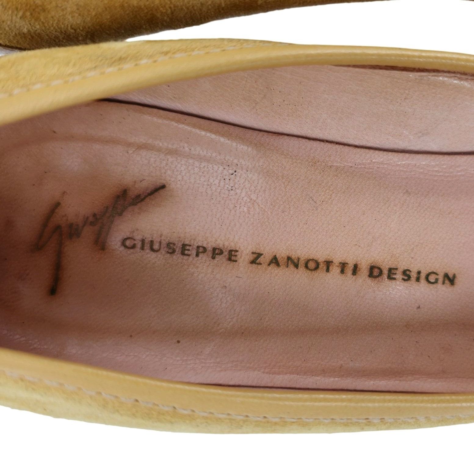 Giuseppe Zanotti Giuseppe Zanotti Italy Mustard Suede Tasseled Kitten Heels 8 Size US 8 / IT 38 - 10 Thumbnail