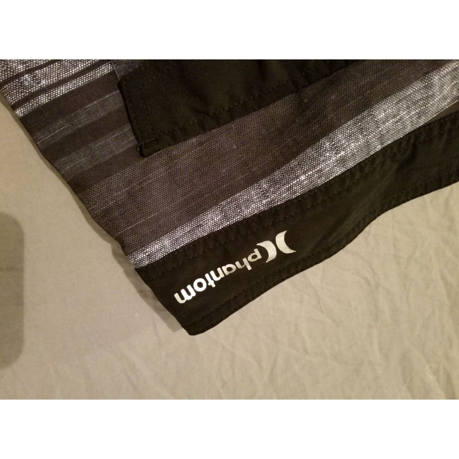Hurley Hurley Shorts Bermuda Athletic 2XL Black Gray Mens Trunks/Shorts NYXS? Size US 39 - 2 Thumbnail