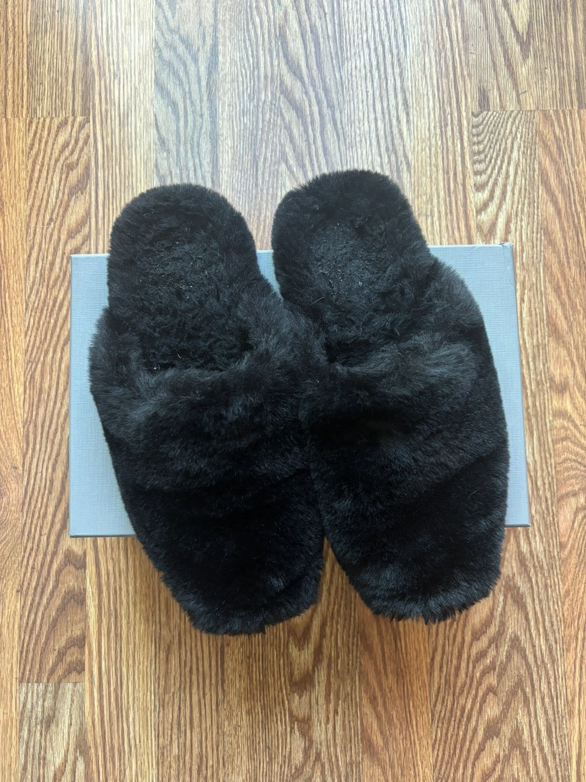 Balenciaga Balenciaga Faux Fur Slides Size US 8 / EU 41 - 3 Thumbnail