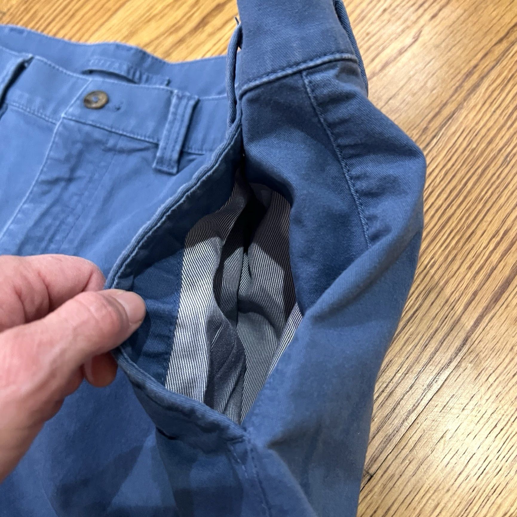 Vintage VINTAGE? No — Duck Head Men Chino Shorts 40 Blue - 9" Inseam, Flat Front, Slash Pockets, Casual Everyday, Preppy Style Men Size US 40 / EU 56 - 6 Thumbnail