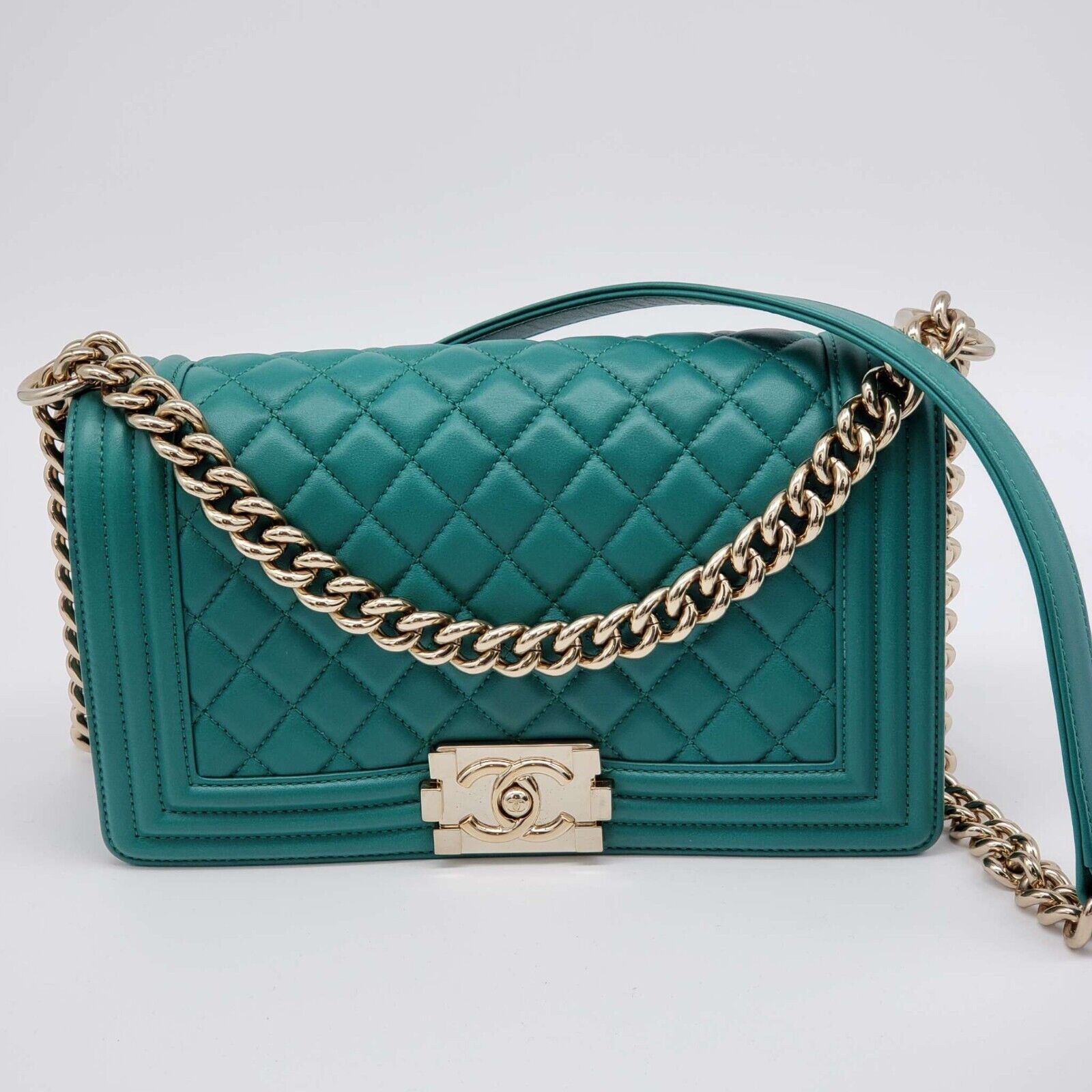 Chanel Authentic CHANEL Boy Green Leather Shoulder Bag 2650-080524 Size ONE SIZE - 2 Thumbnail