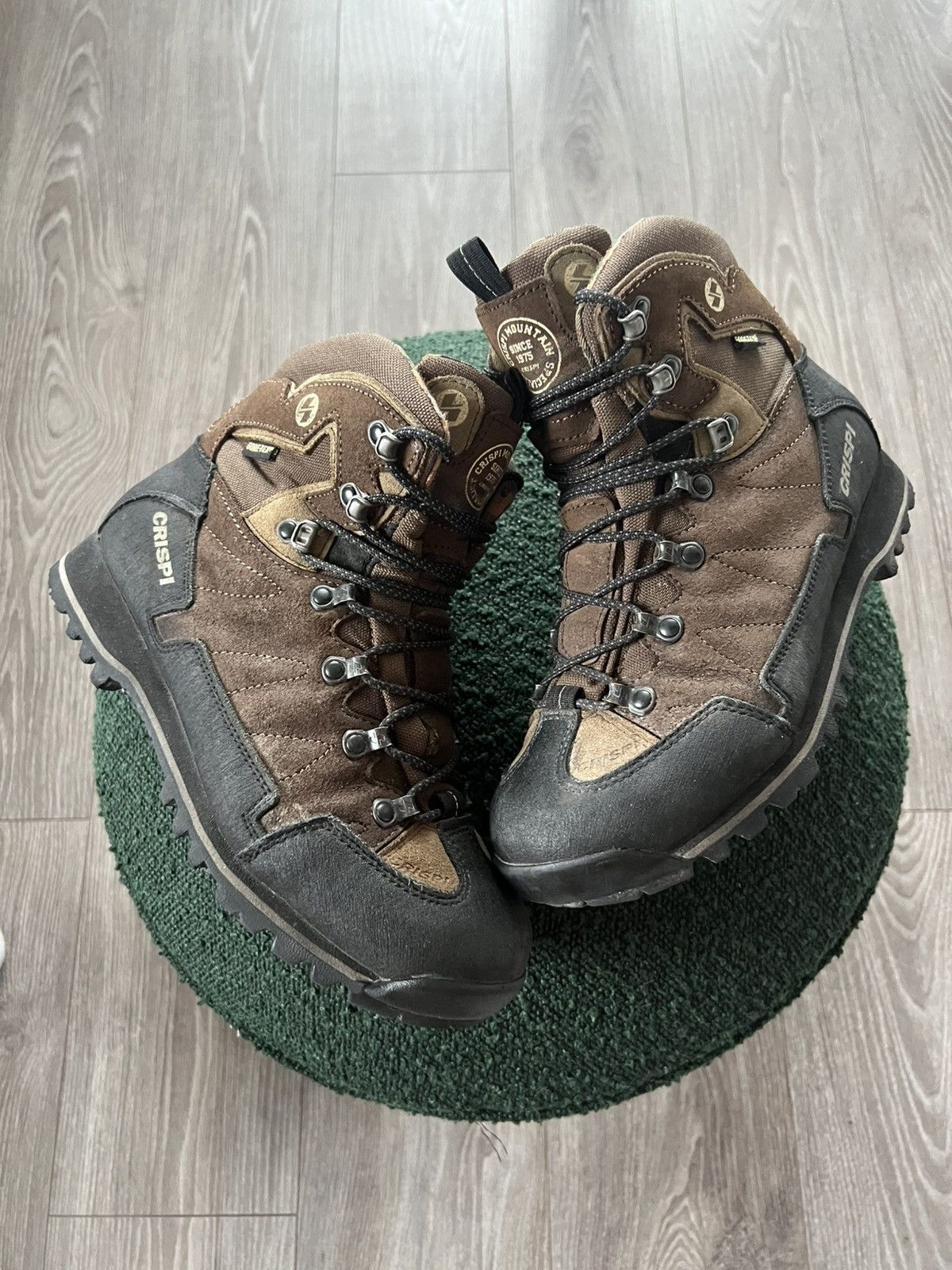 Other ‼️Crispi Hiking Rare Gore-Tex Vibram Trail High Boots‼️ Size US 7 / EU 40 - 2 Thumbnail